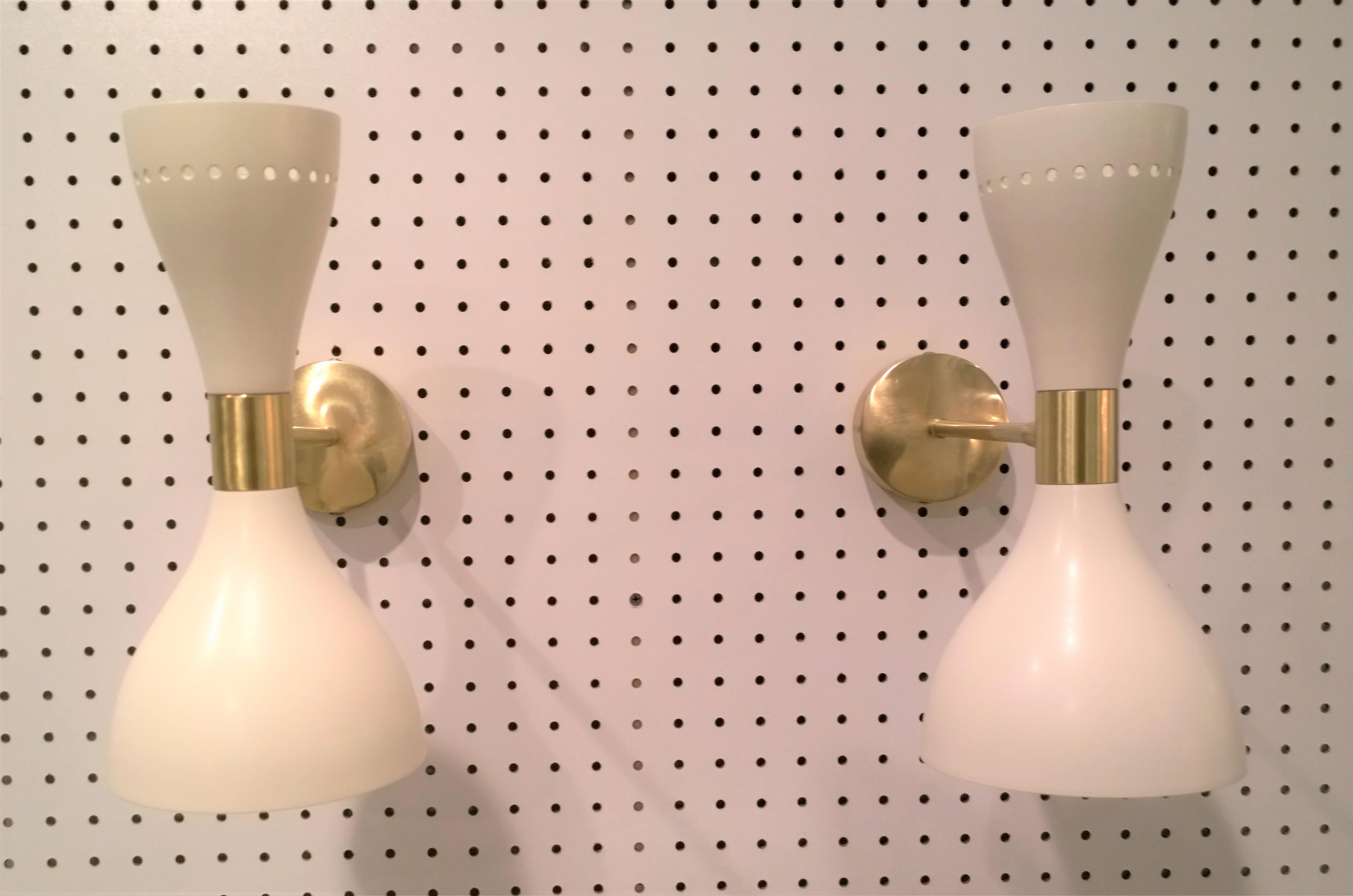2 Italian Mid-Century Modern Stilnovo Style White Enamel Metal and Brass Sconces 4