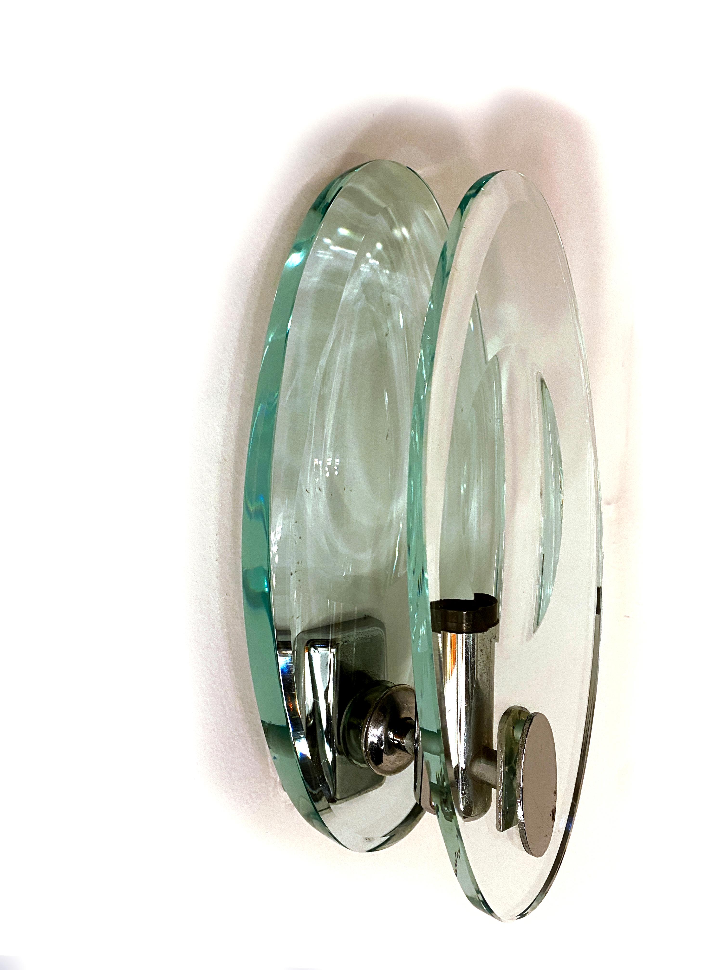 Mid-20th Century Pair of Italian Modern Glass and Polished Nickel Sconces, Max Ingrand for Fontana For Sale