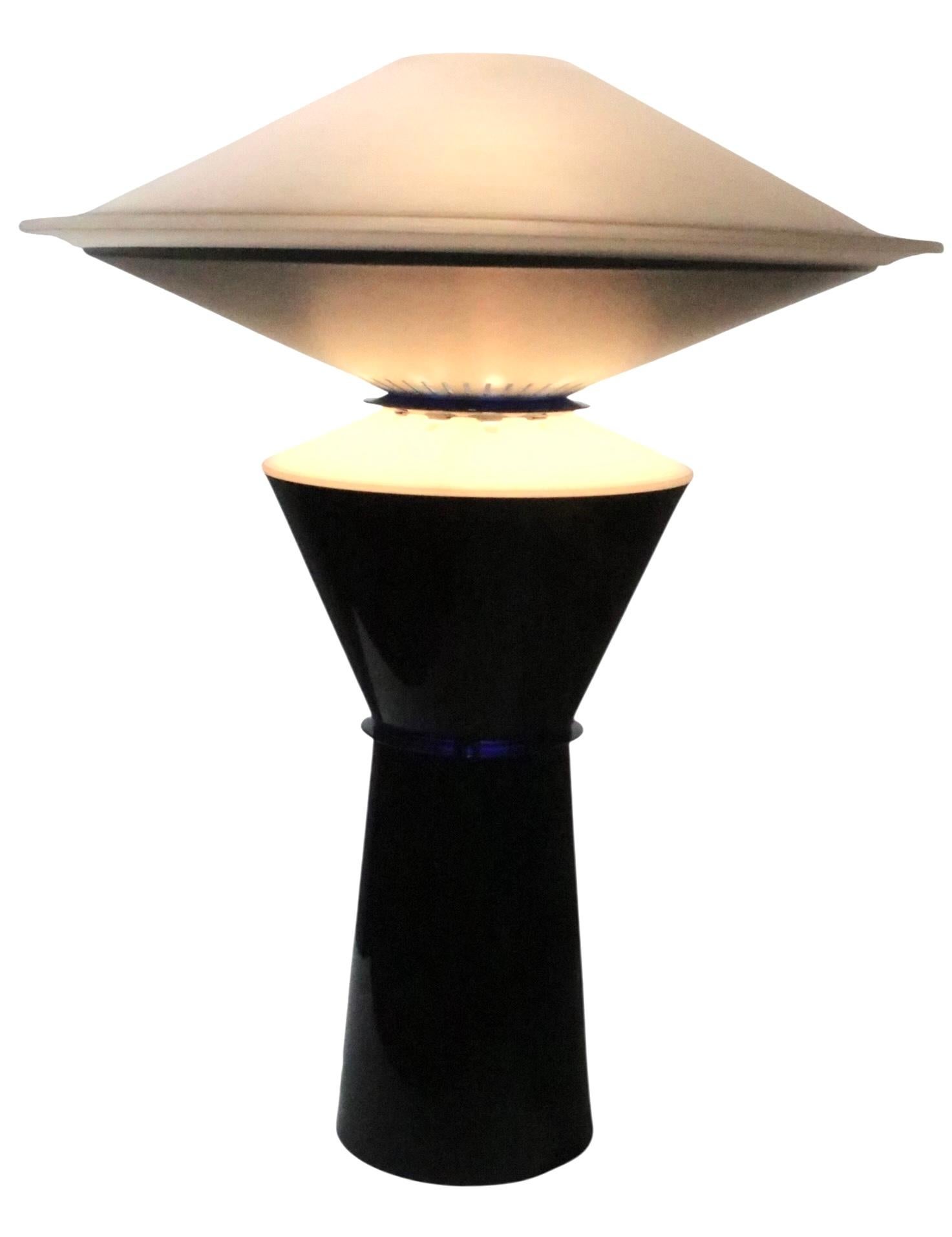 Pr. Italian Post Modern Table Lamps by Pier Ramella by Arteluce for Flos 1980's In Good Condition For Sale In New York, NY