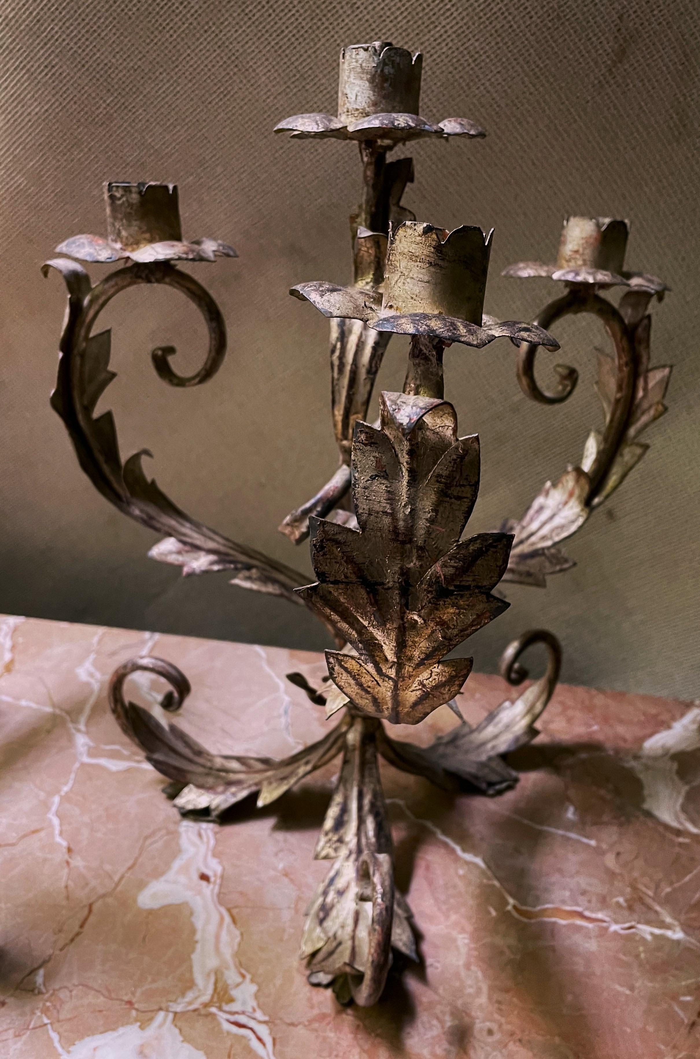 Pr Italian Silver Gilt Tole 4 Light Candelabra Holder Lights Leaf & Swirl in vendita 2