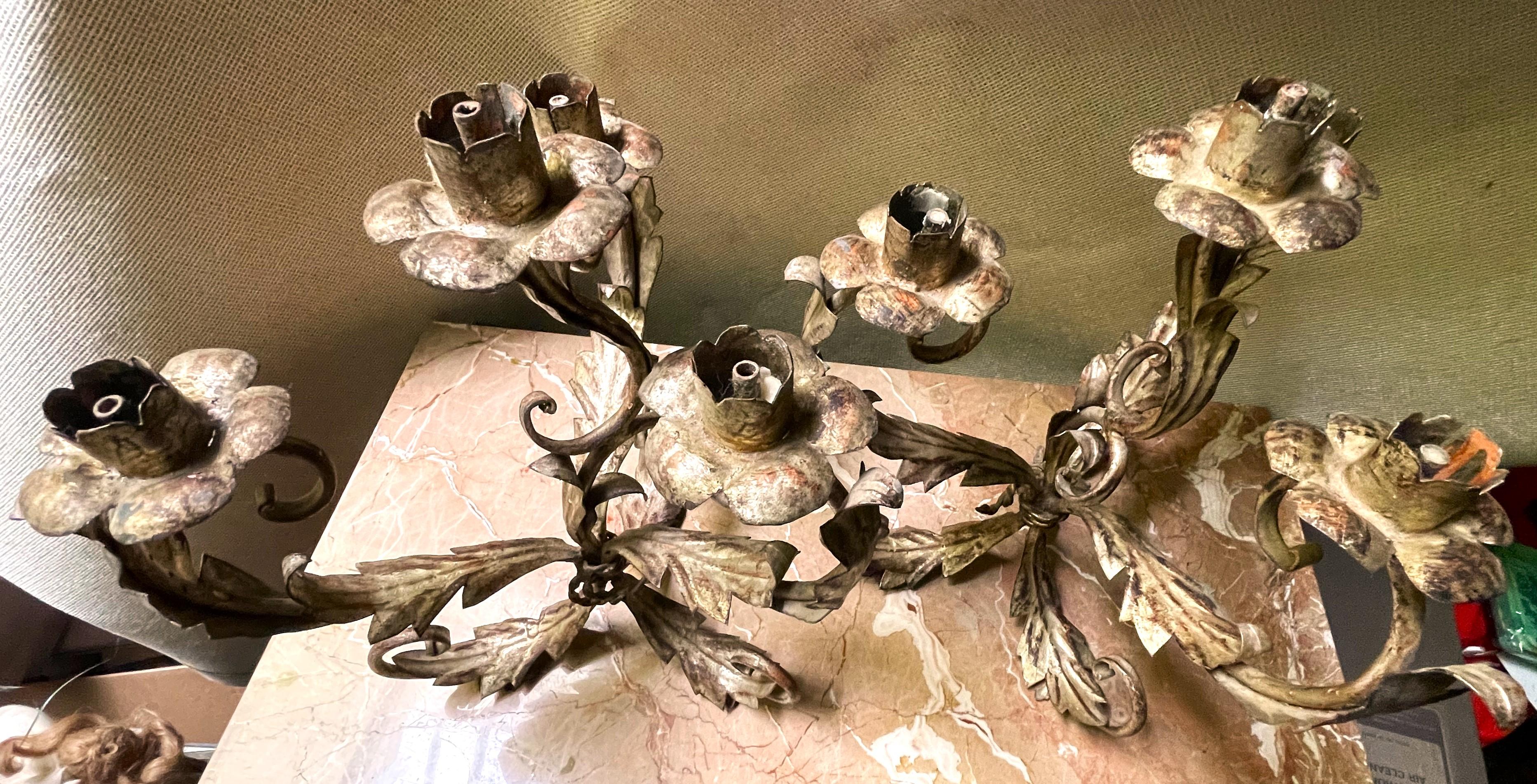 Hollywood Regency Pr Italian Silver Gilt Tole 4 Light Candelabra Candle Holder Lights Leaf & Swirl For Sale