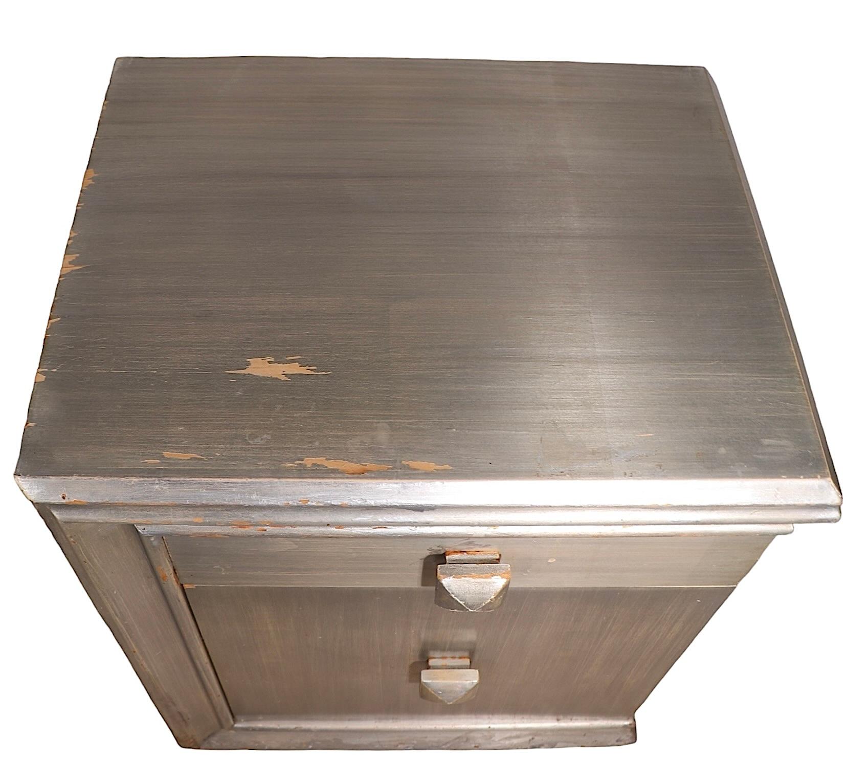 Pr. James Mont Nightstands in Silver Gilt Finish c 1940/50's For Sale 7