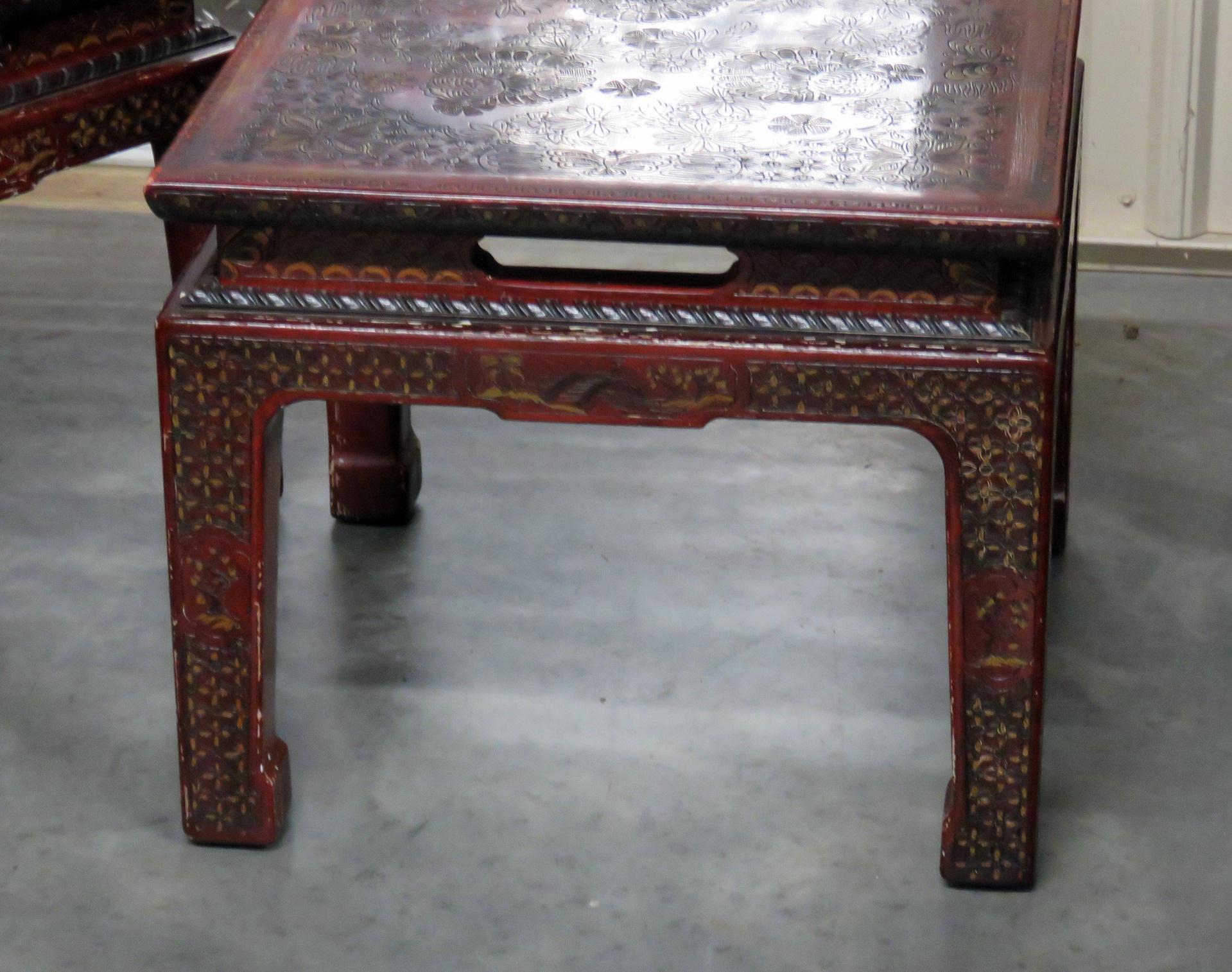American Pair of John Widdicomb Coromandel Lacquer Carved Chinoiserie End Side Tables For Sale