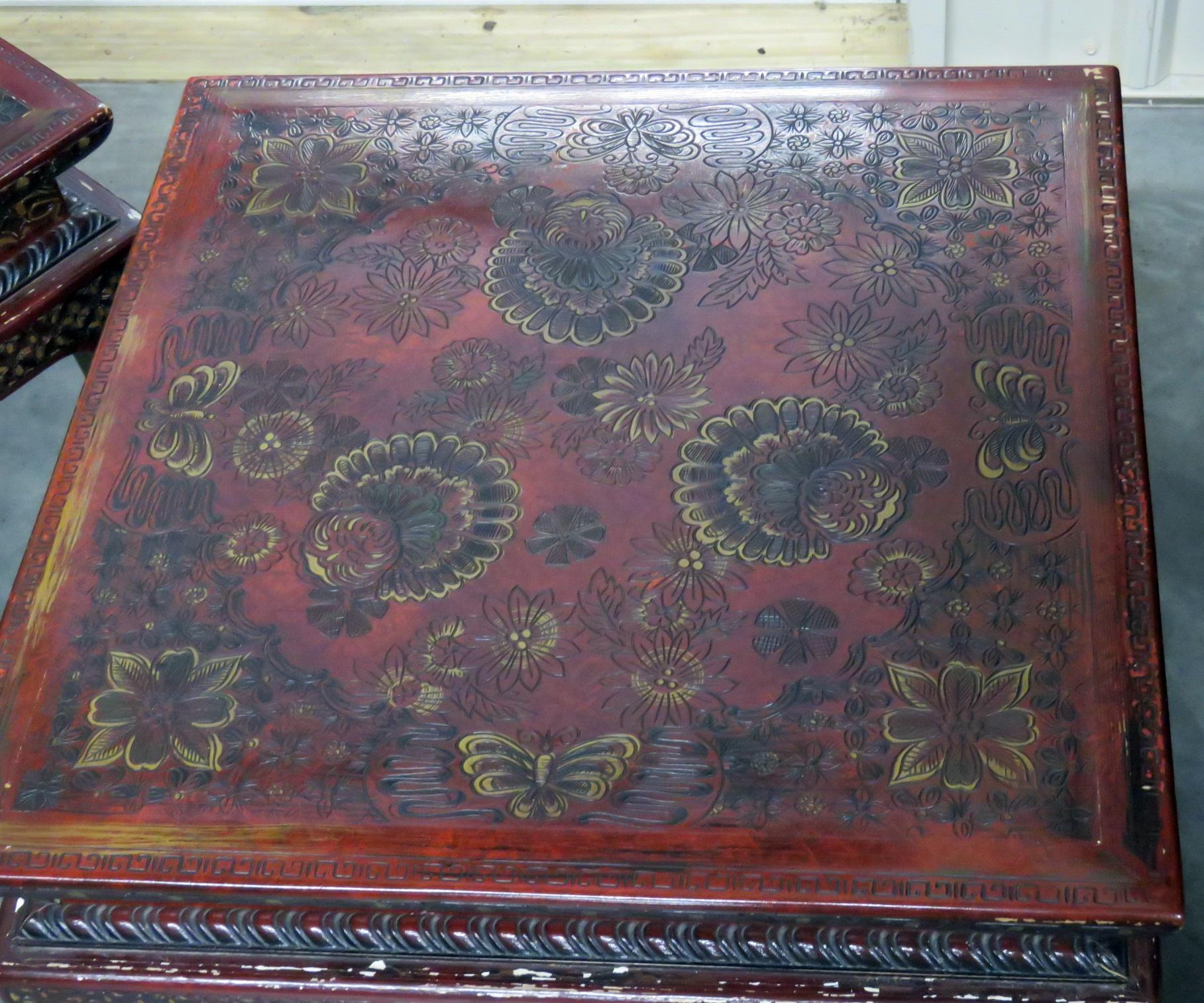 Painted Pair of John Widdicomb Coromandel Lacquer Carved Chinoiserie End Side Tables For Sale