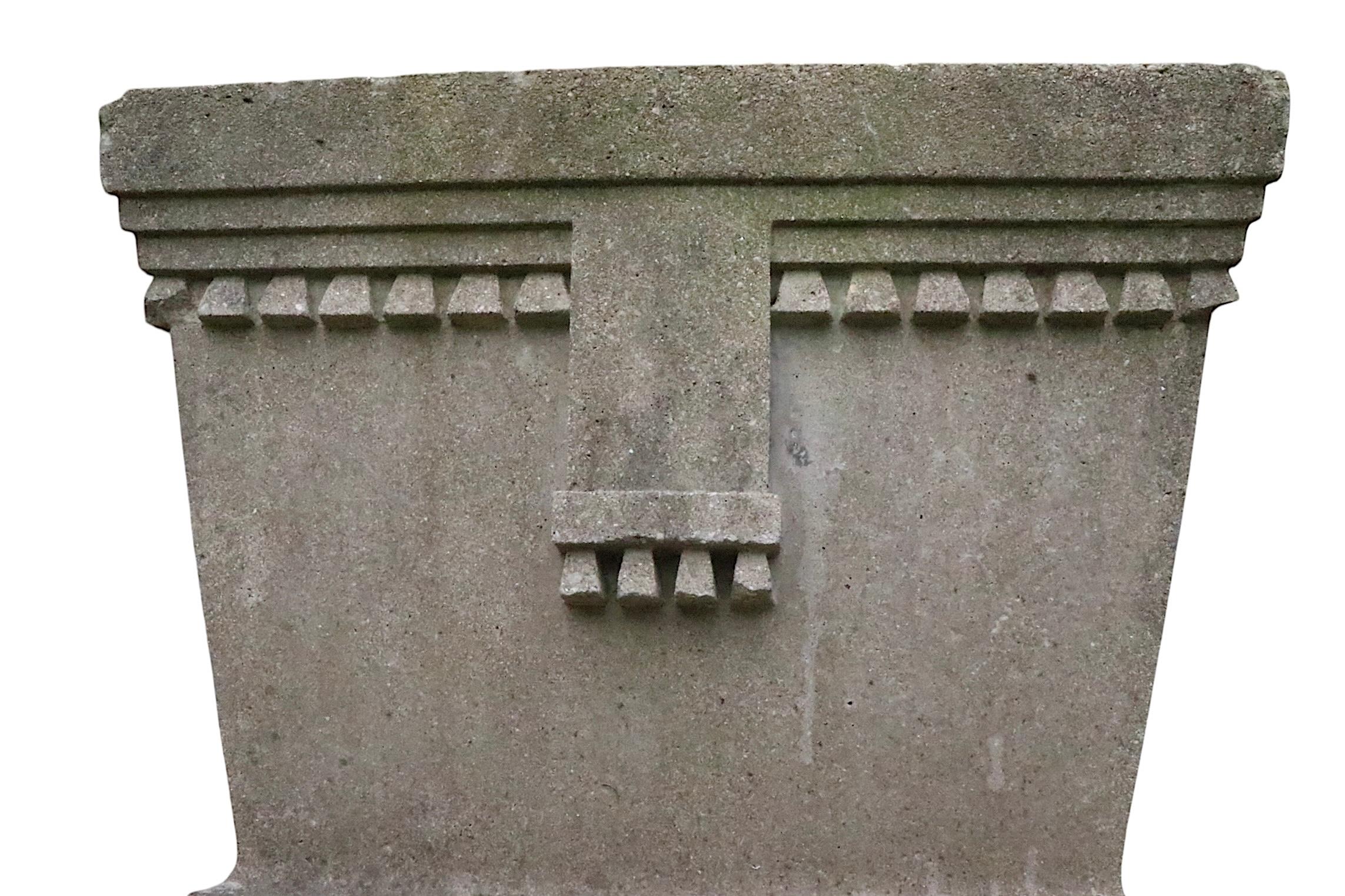 Américain Pr. Large  1930's Art Deco Cement Planters en vente