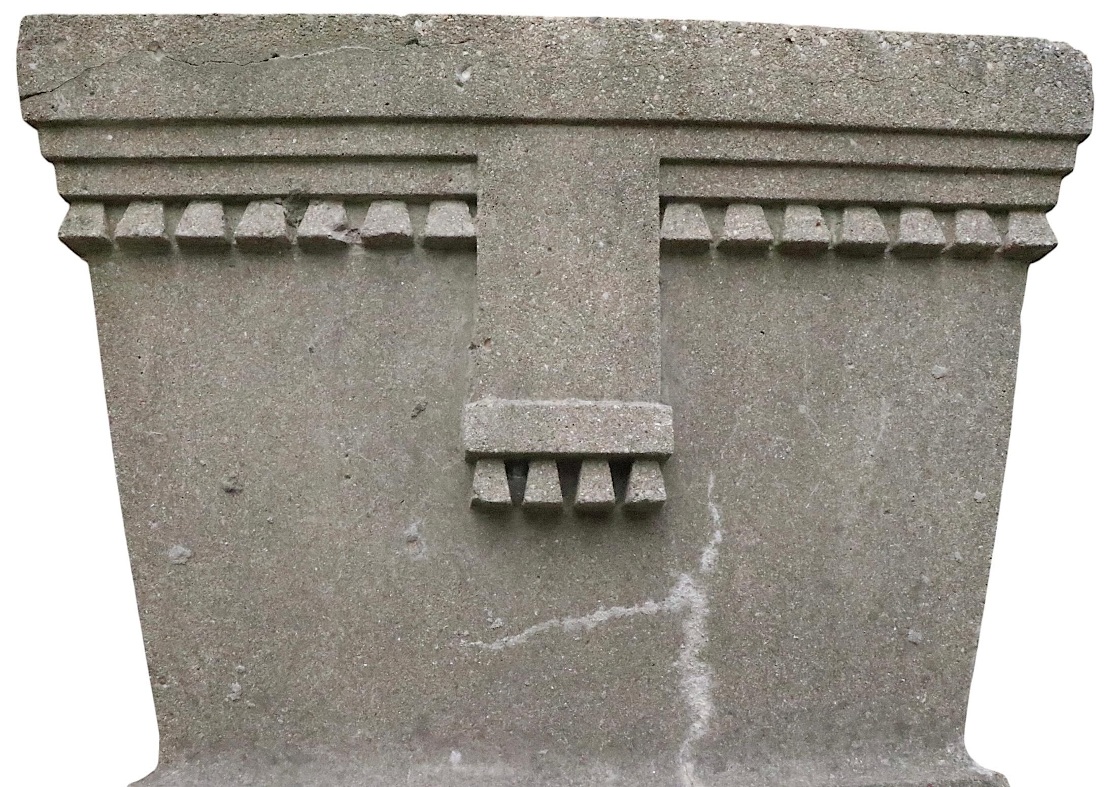 Pr. Large  1930's Art Deco Cement Planters Bon état - En vente à New York, NY