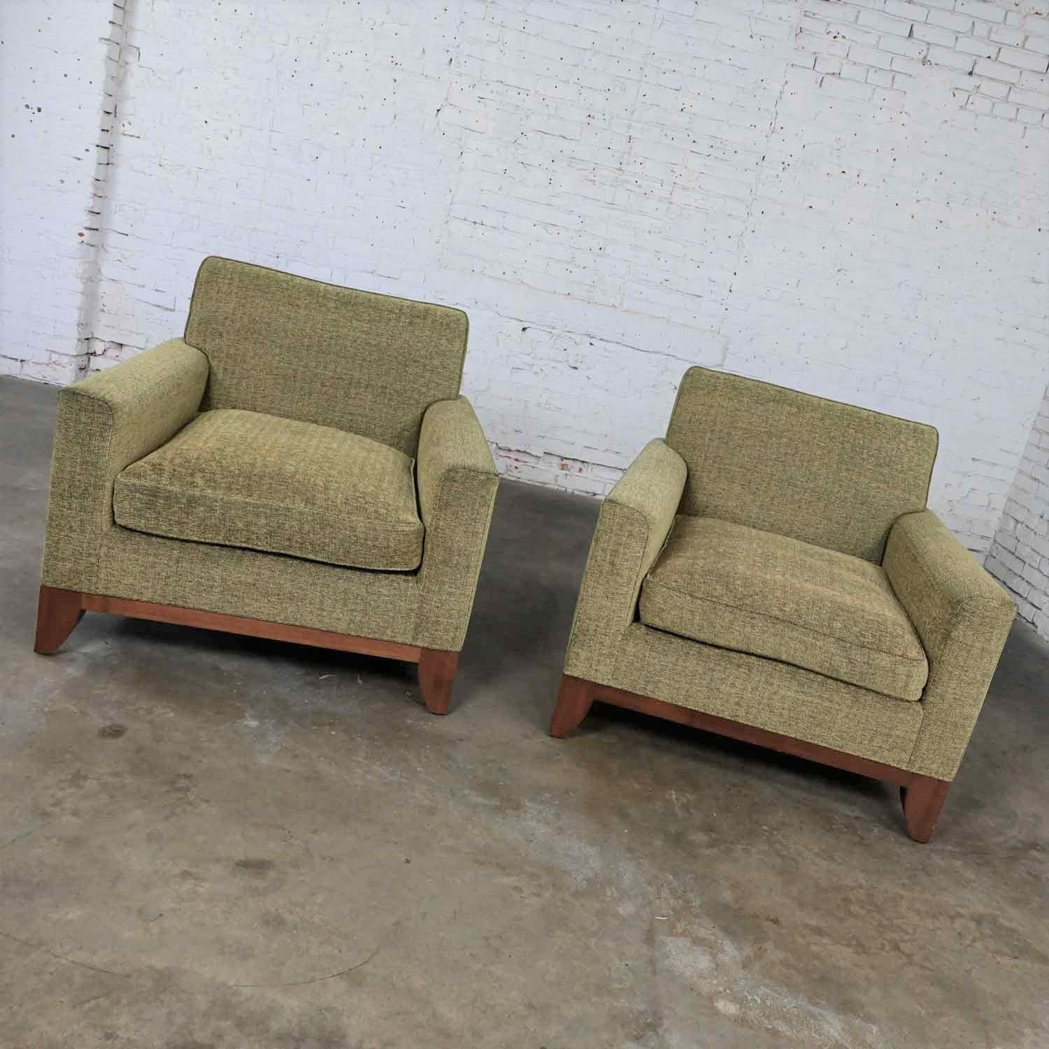 Pr Late 20th Modern Custom-Made Lawson Style Large Scale Khaki Green Club Chairs 8