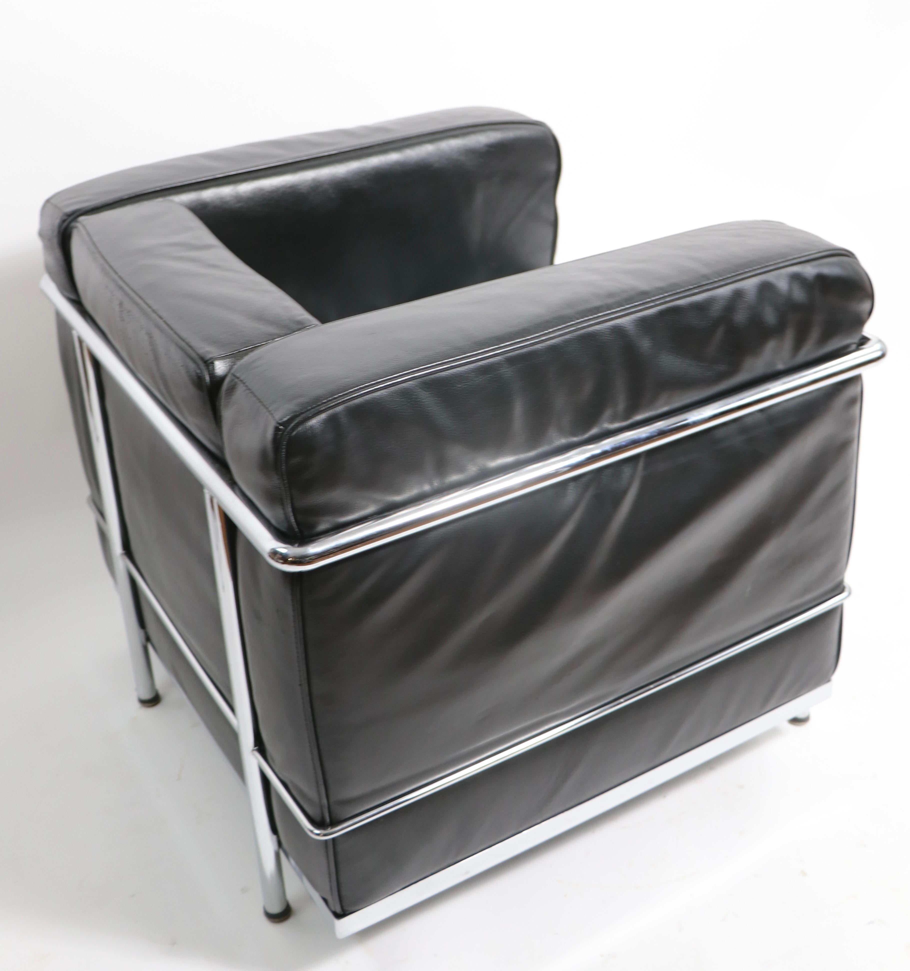 Pr. LC2  Petite Confort Modele Club Chairs by Le Corbusier 1