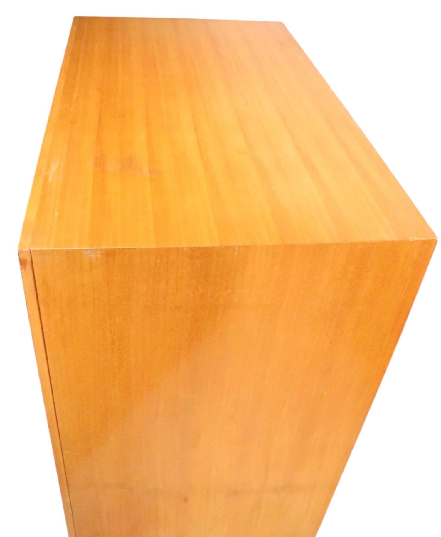 Pr. Comò Bachelors di metà secolo di Thomasville, anni '50 ca. in vendita 9