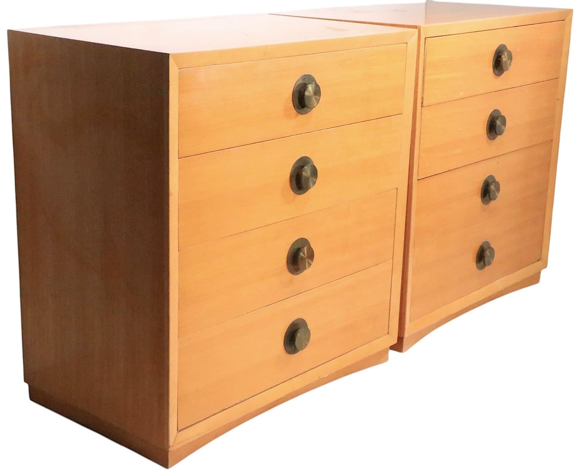 Pr. Comò Bachelors di metà secolo di Thomasville, anni '50 ca. in vendita 12