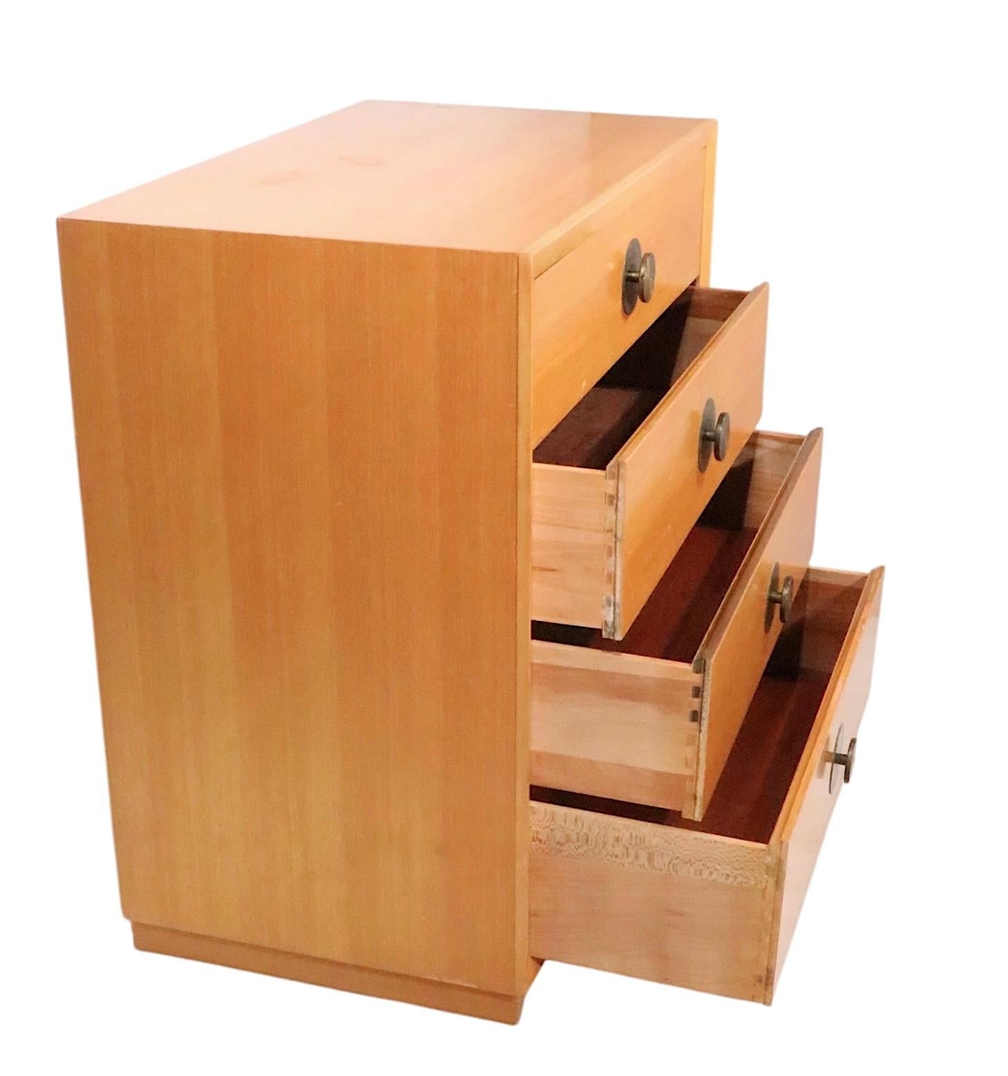 Ottone Pr. Comò Bachelors di metà secolo di Thomasville, anni '50 ca. in vendita