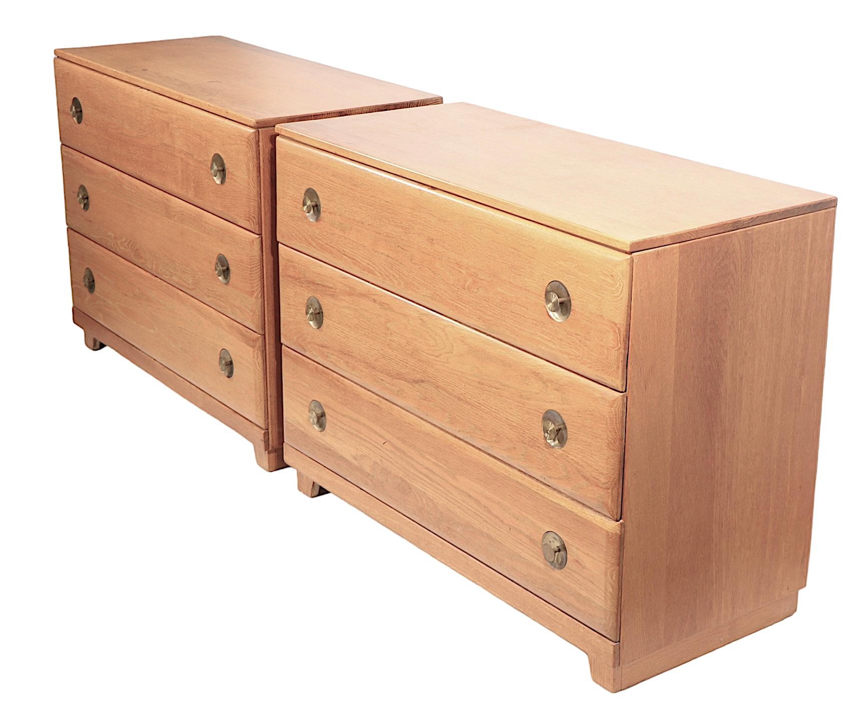 Pr. Mid Century  Bachelors Chests in Cerused Oak with Brass Pulls C 1950's In Good Condition For Sale In New York, NY