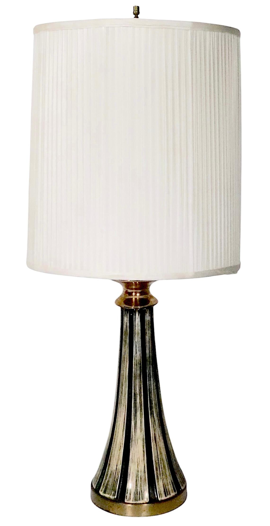 Pr.  Mid Century Brutalist Style Ceramic Table Lamps Moderno de mediados de siglo en venta