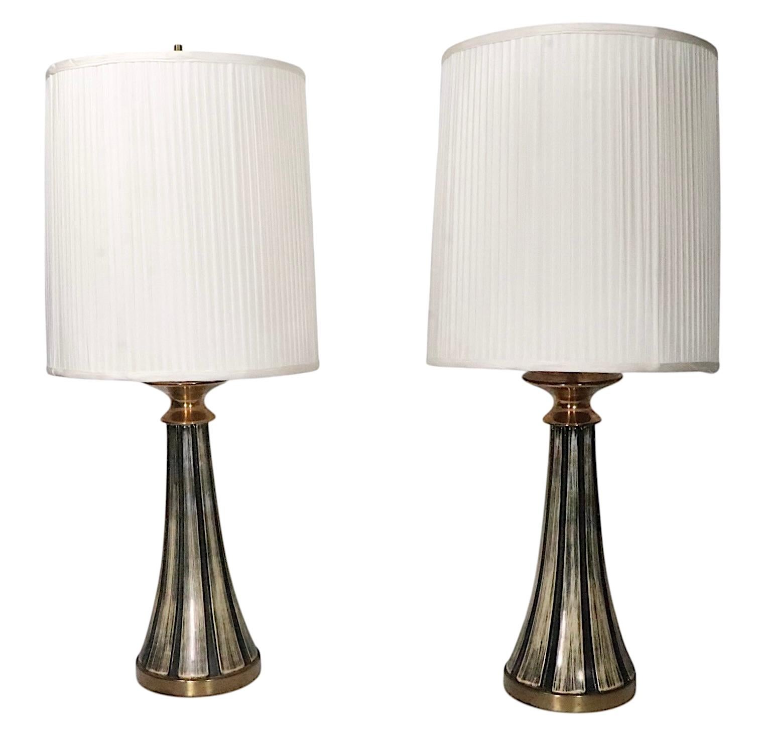 Pr.  Mid Century Brutalist Style Ceramic Table Lamps en Bueno estado para la venta en New York, NY