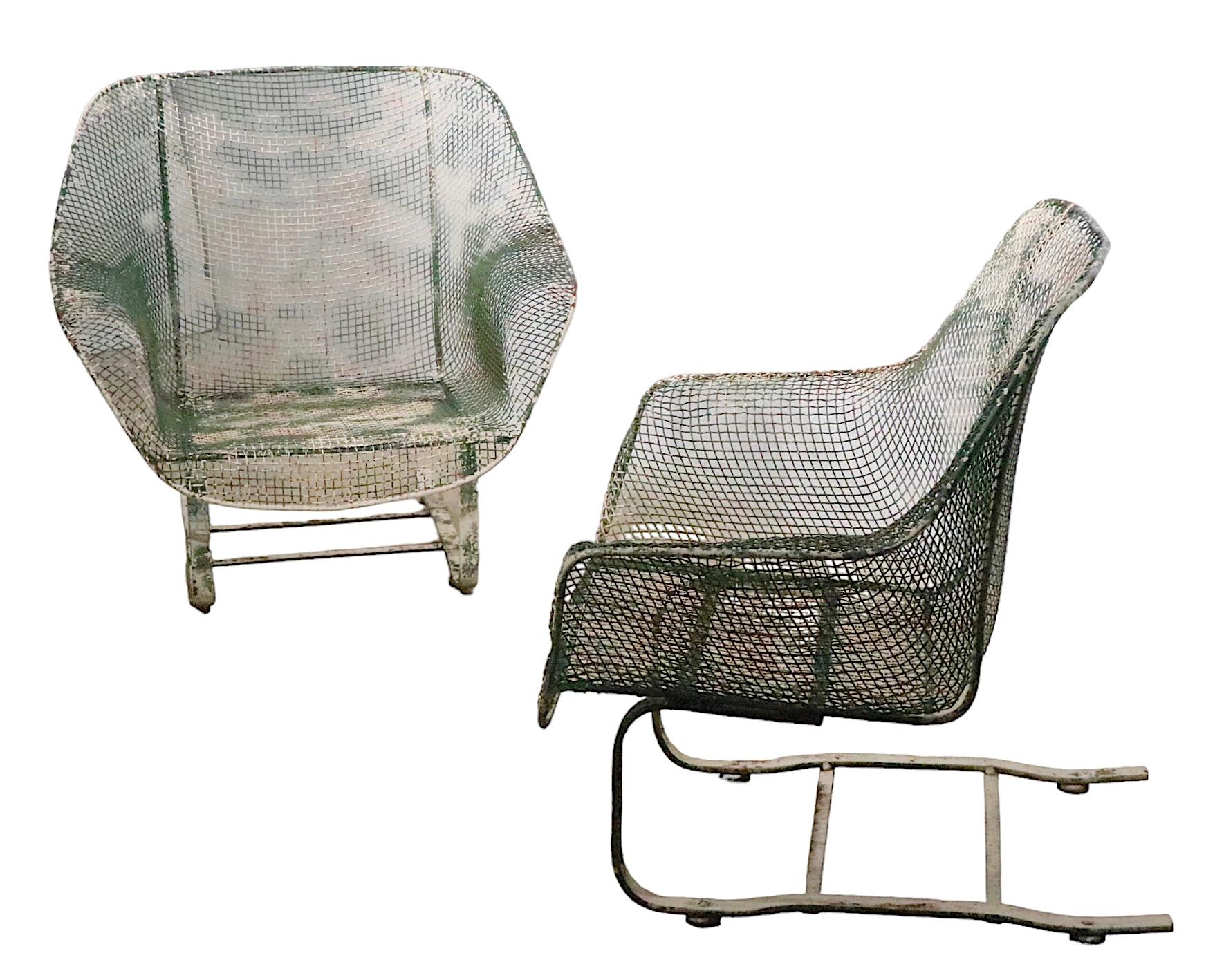 Pr. Mid Century  Cantilevered Sculptura Lounge Chairs by Woodard  For Sale 3