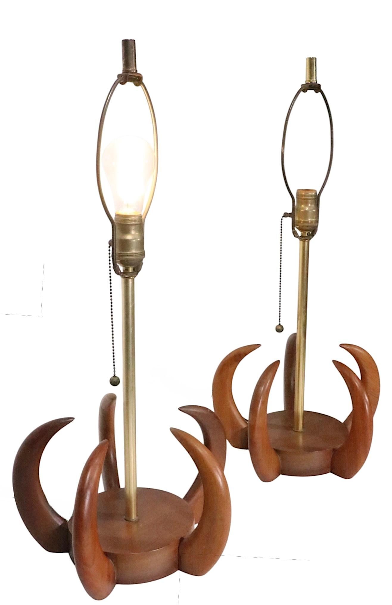 Pr. Mid Century Claw Form Table Lamps after Modeline Pearsall c. 1950/60's en venta 5