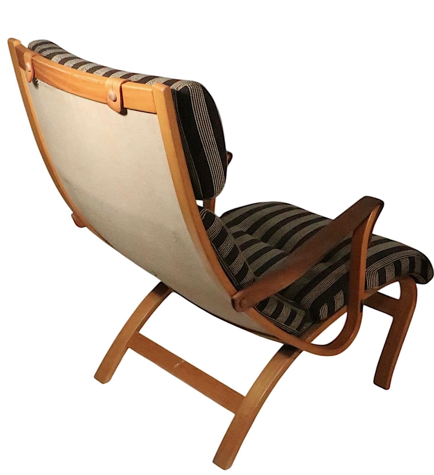 Pr. Mid Century Danish Modern Clipper Lounge Chairs by Soren Nissen & Ebbe Gehl In Good Condition For Sale In New York, NY