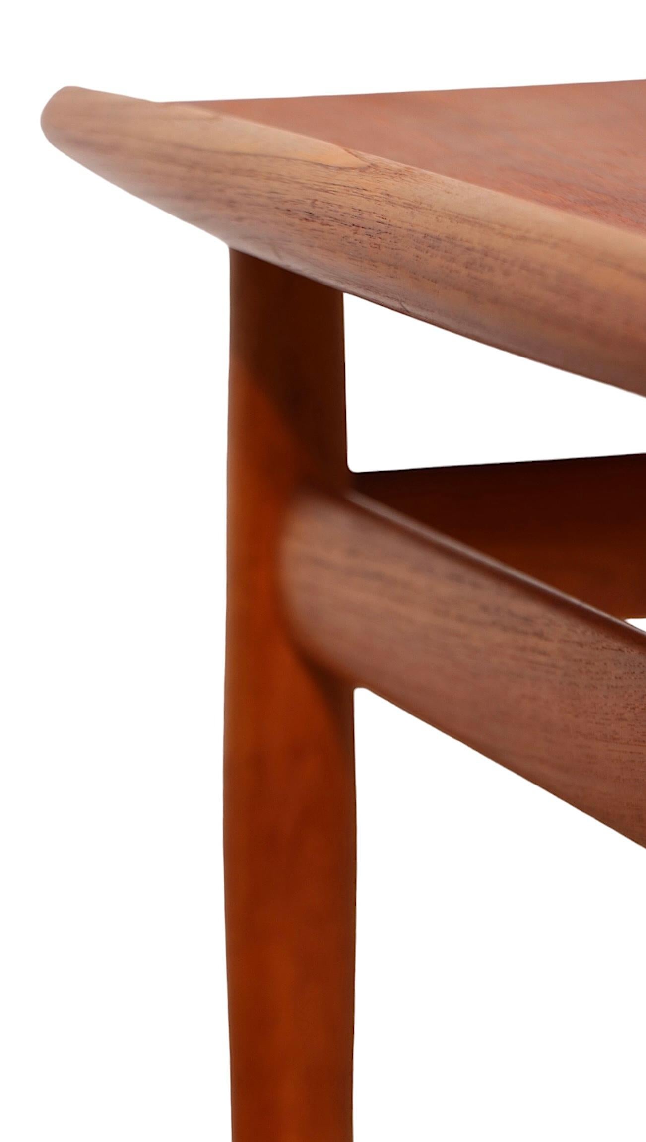 Pr. Tables d'appoint danoises modernes du milieu du siècle dernier par Grete Jalk pour Glostrup Mobelfabrik en vente 10