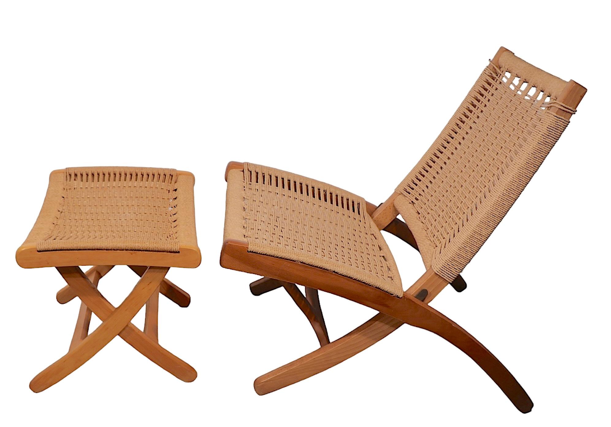 Pr. Klappbare Loungesessel und Ottomane aus der Mitte des Jahrhunderts, ca. 1950, hergestellt in Jugoslawien (Cord) im Angebot
