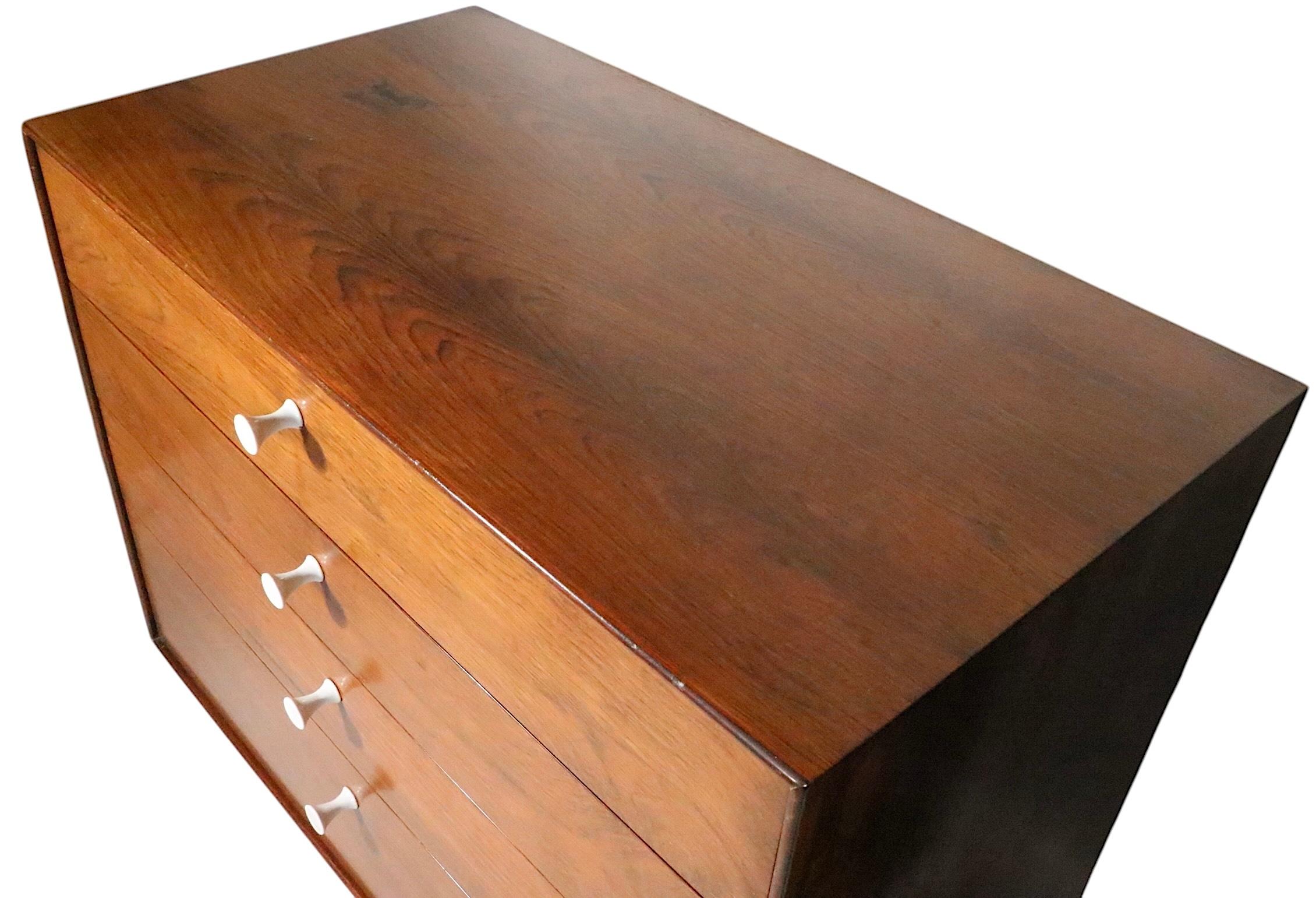 Pr. Bachelors-Kommoden aus Rosenholz mit dünner Kante, George Nelson Herman Miller, Mid-Century im Angebot 5