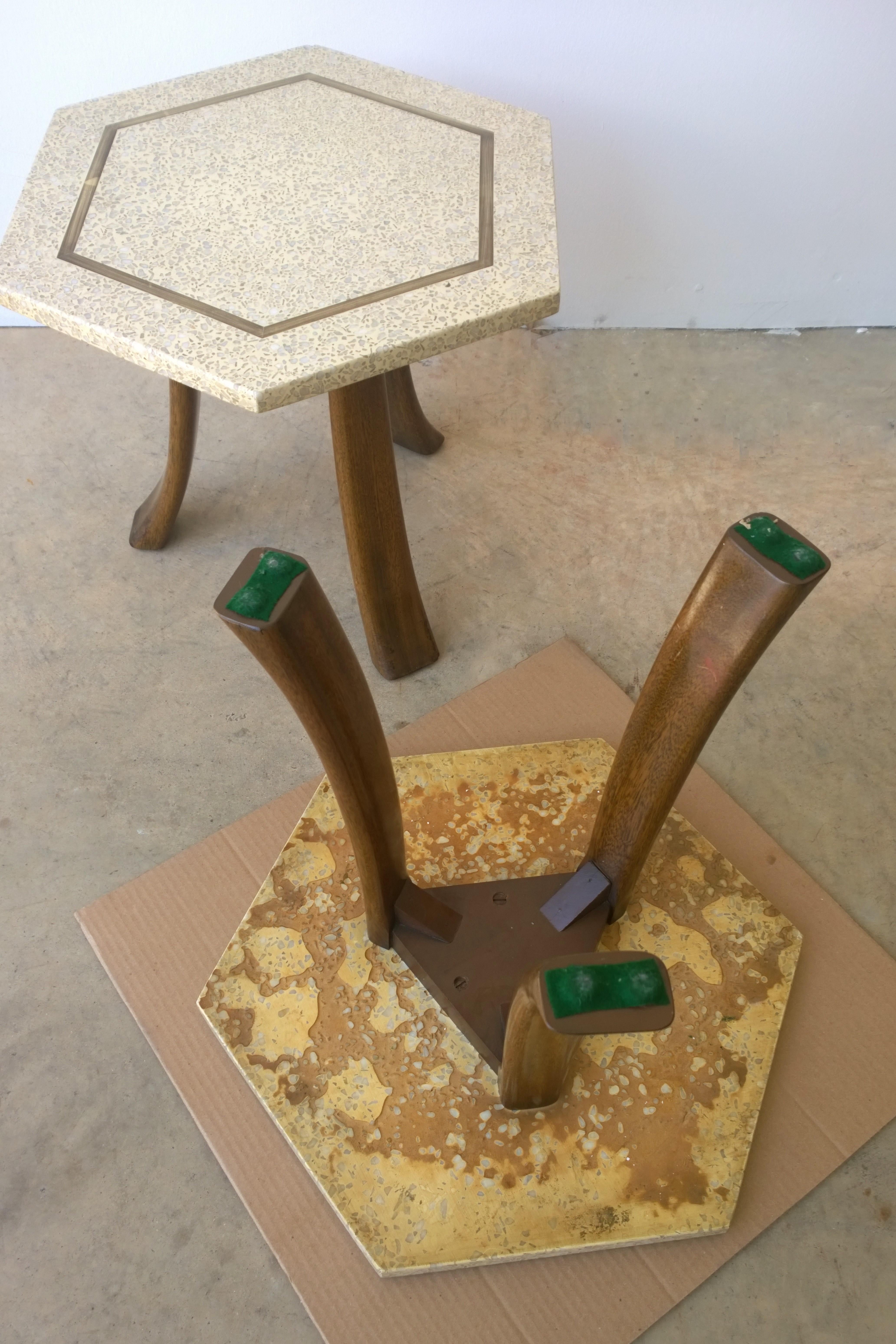 Pair of Probber Blue, White, Brown and Gold Terrazzo Mahogany Tripod Side Tables For Sale 2