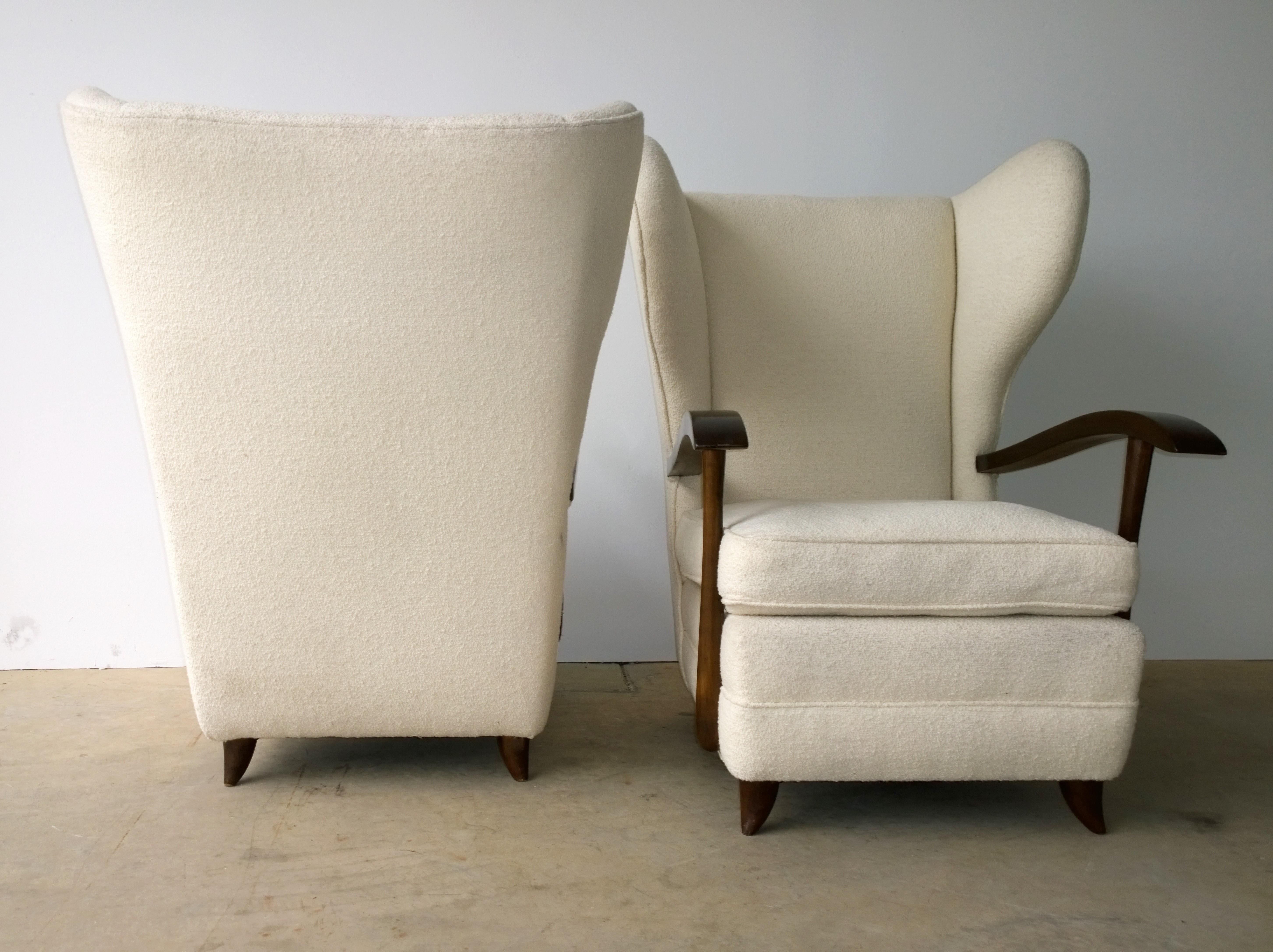 Pair of Paola Buffa Mahogany Frame and White Wool Boucle Arm or Lounge Chairs In Good Condition For Sale In Houston, TX