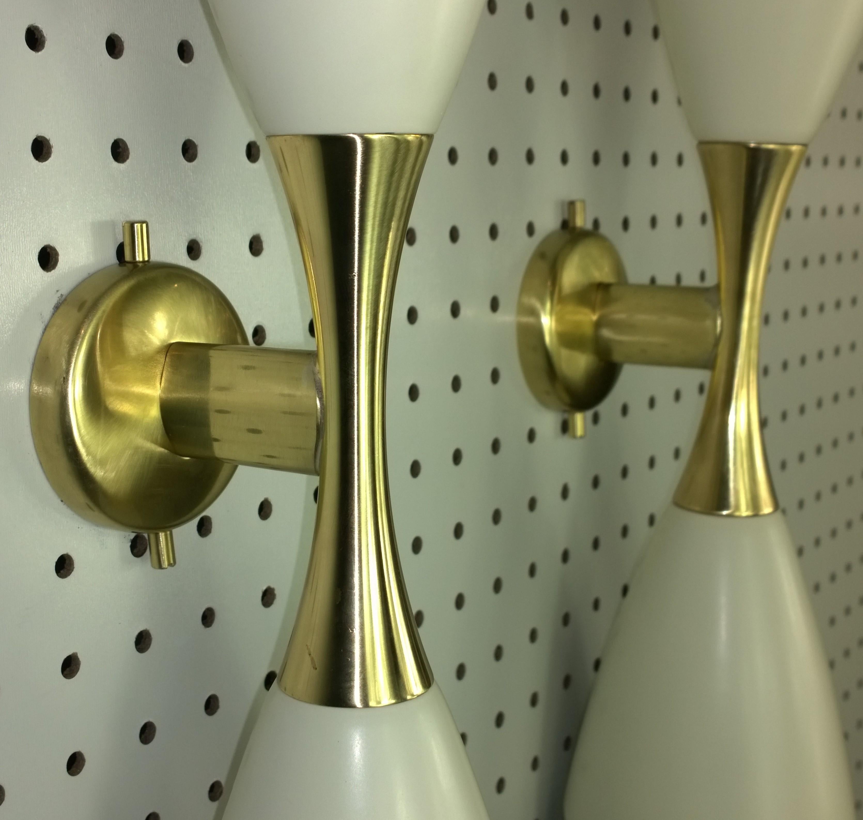 Pr Stilnovo Style White Enameled Aluminium Double Cone w/ Brass Accents Sconces For Sale 9