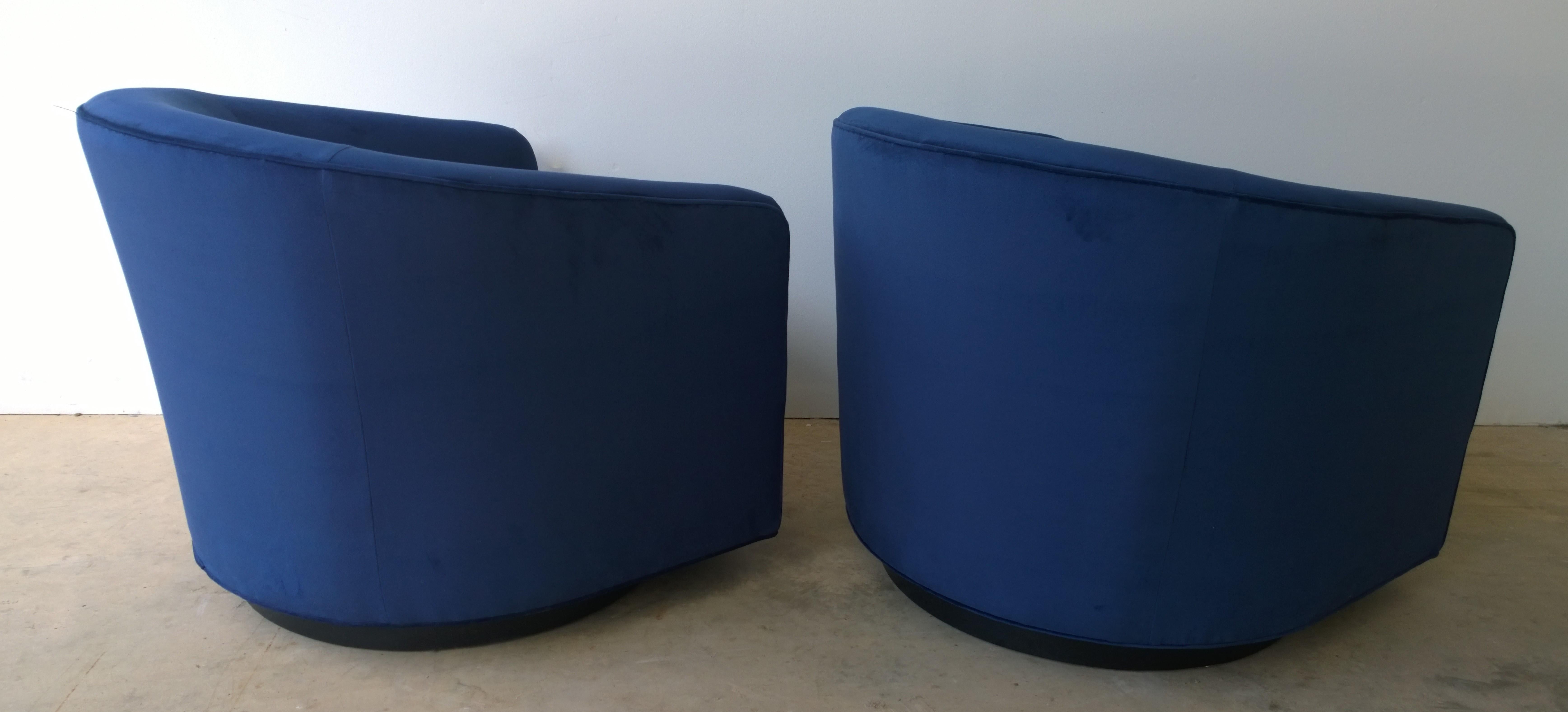 Pair of Baughman Style New Blue Cotton Velvet Swivel Chairs w/ Ebony Wood Bases For Sale 4