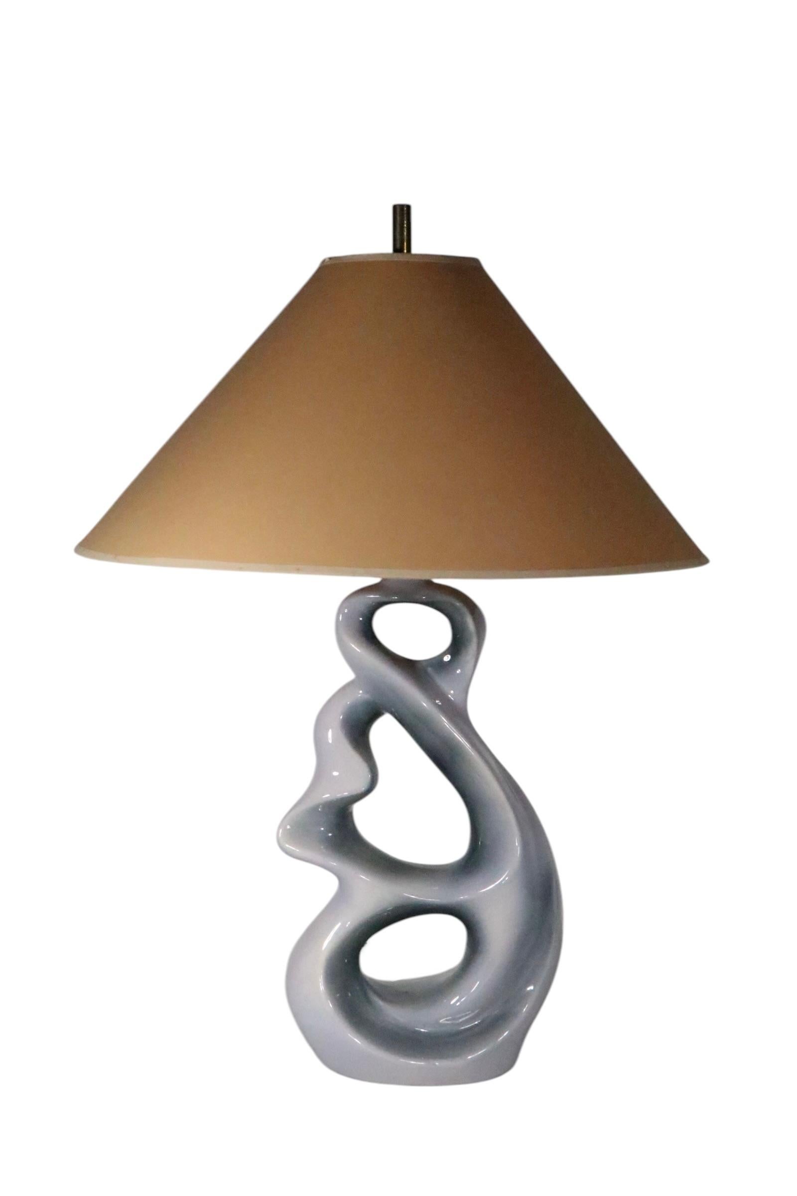 Pr. Milieu du siècle  Lampes de table organiques en céramique à forme libre circa 1950 en vente 4