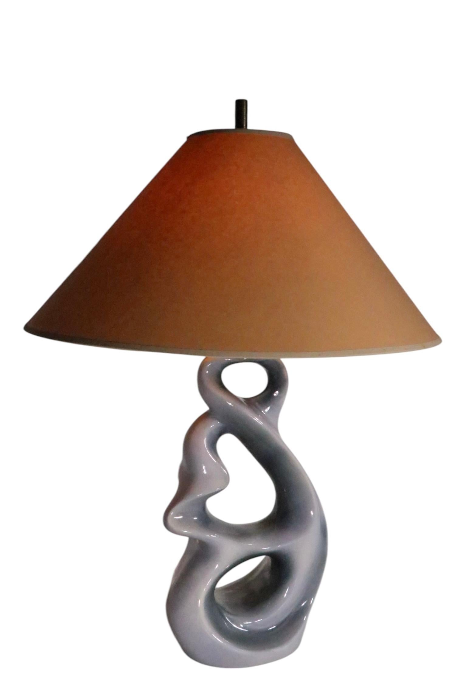 Pr. Milieu du siècle  Lampes de table organiques en céramique à forme libre circa 1950 en vente 6
