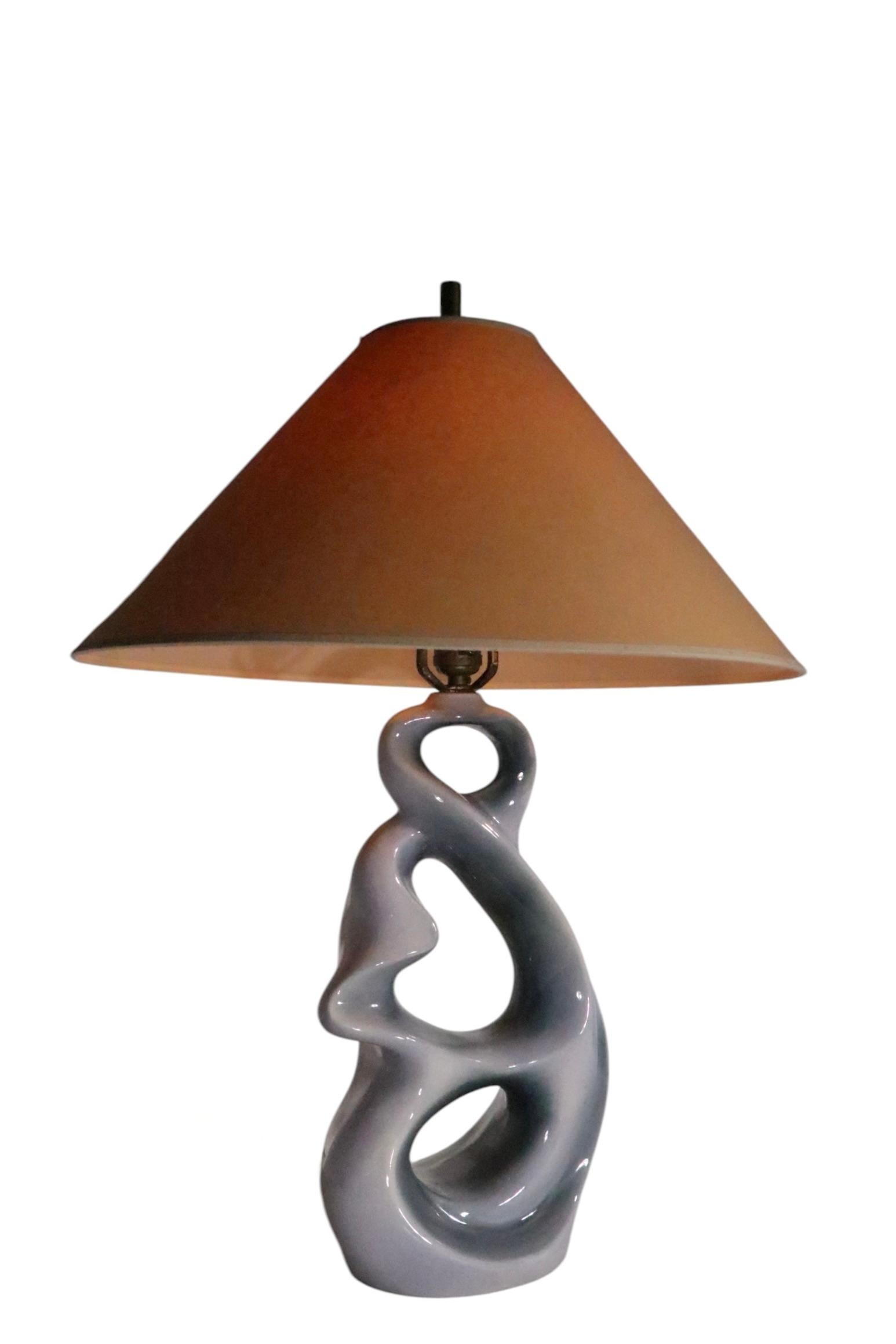 Pr. Milieu du siècle  Lampes de table organiques en céramique à forme libre circa 1950 en vente 8