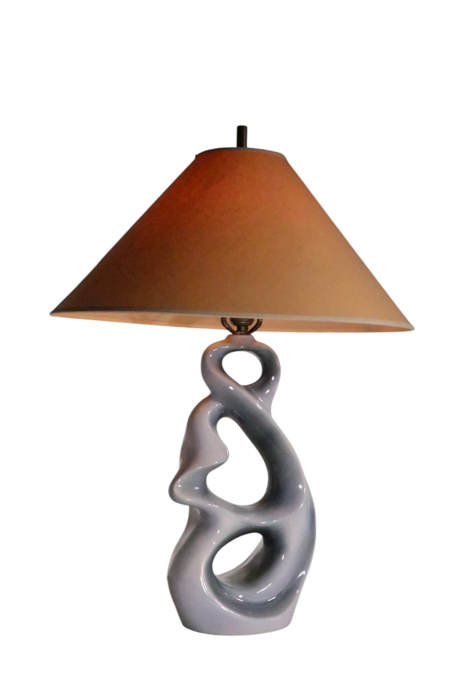 Pr. Milieu du siècle  Lampes de table organiques en céramique à forme libre circa 1950 en vente 9