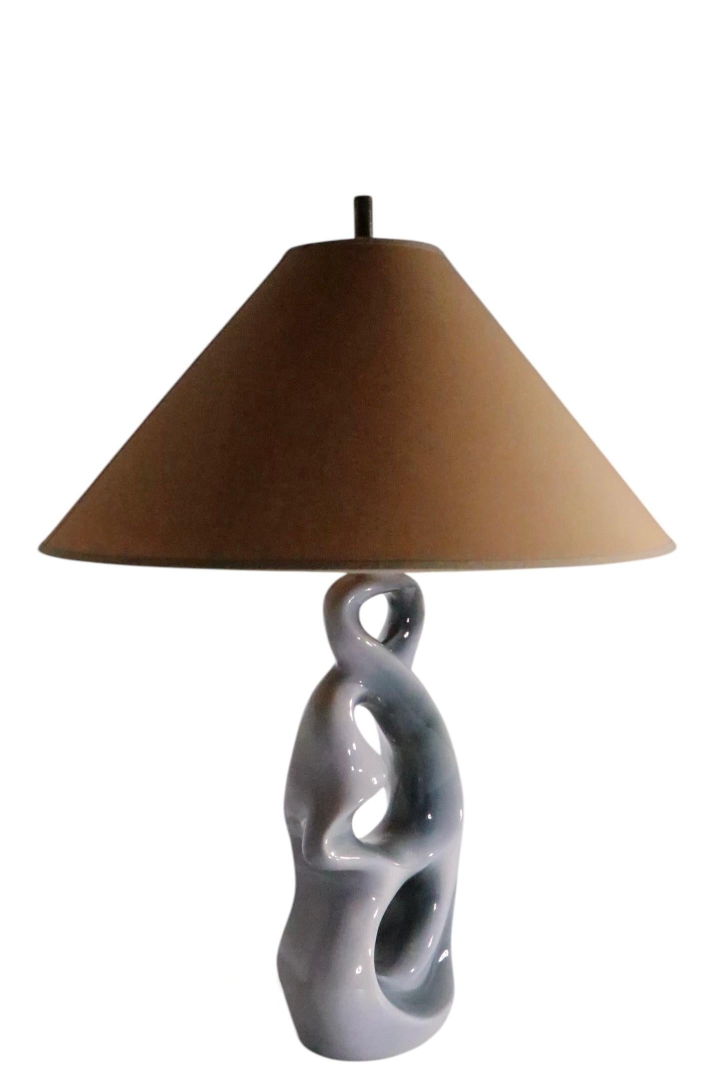 Pr. Milieu du siècle  Lampes de table organiques en céramique à forme libre circa 1950 en vente 10