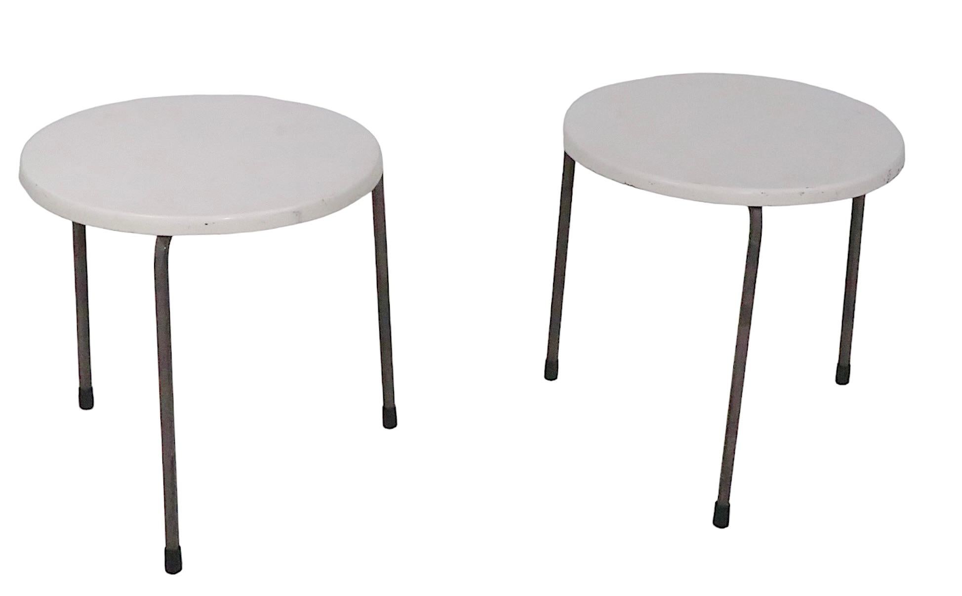 Pr.  Mid Century Patio Poolside Tables by Fibreform Made in Florida c.1950/1970s For Sale 11