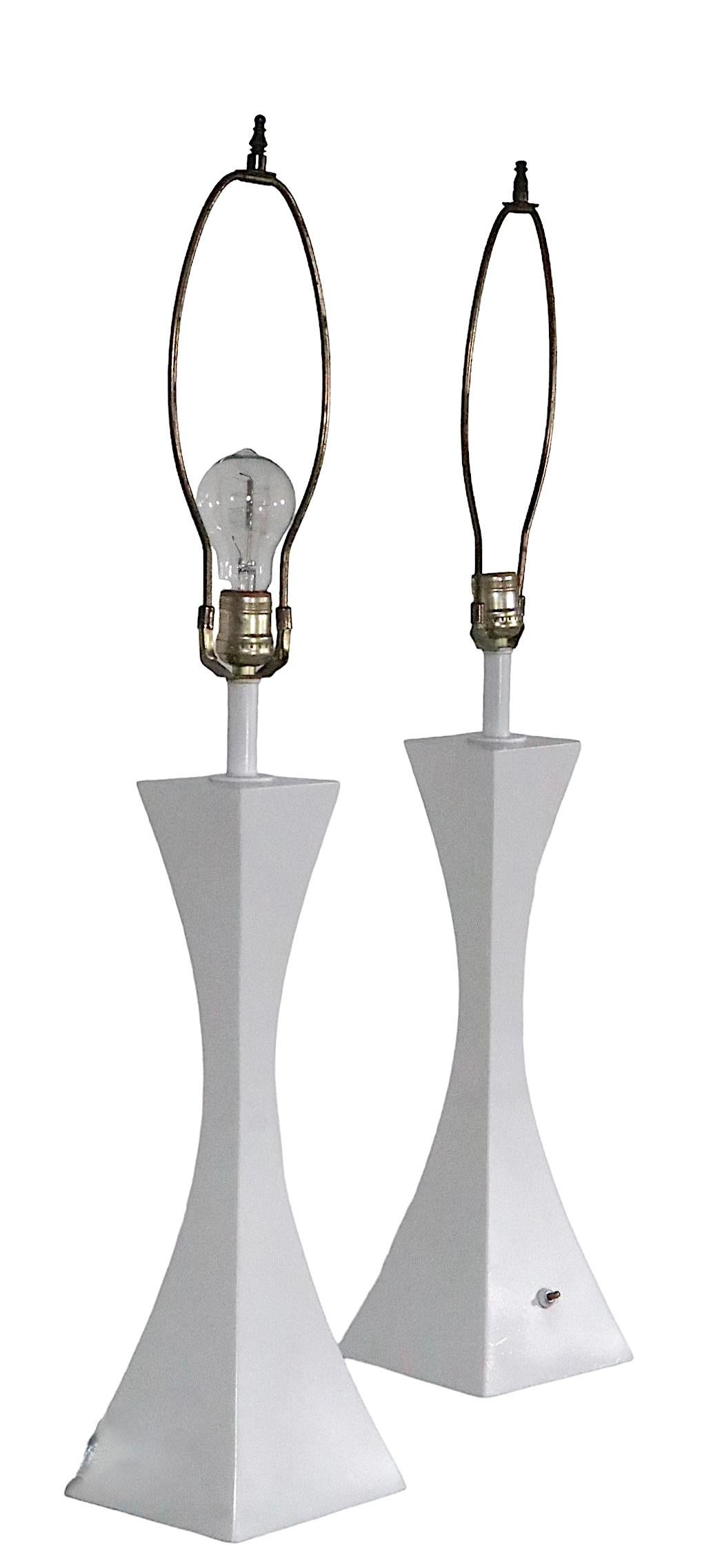 Pr. Milieu du siècle  Lampes de table de The Mutual Sunset Lamp Co. des années 1950, 6 pièces disponibles en vente 9