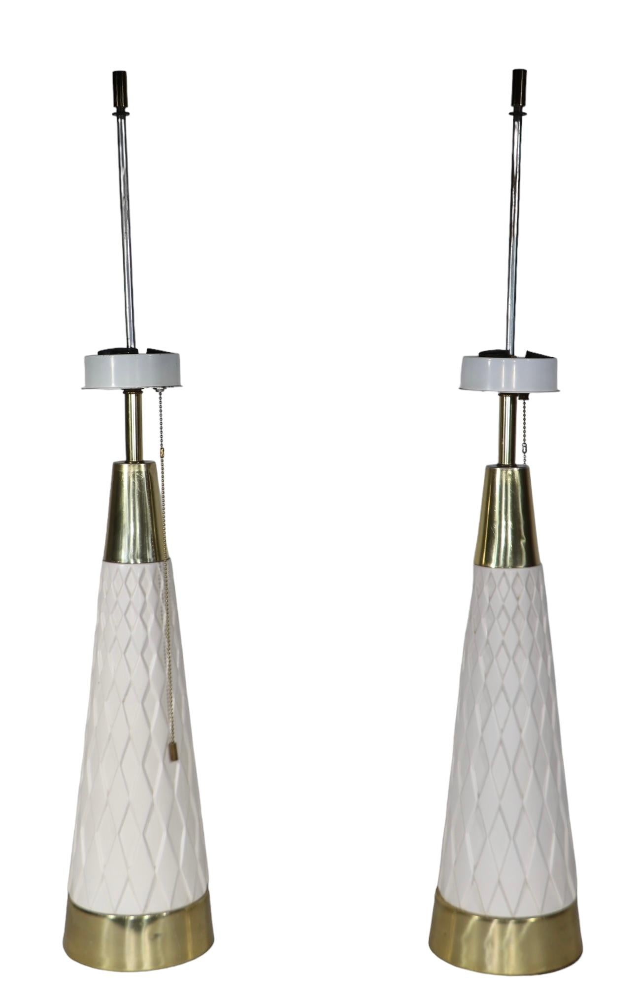 Pr. Mid Century Table Lamps designed by Gerald Thurston for Lightolier c 1950/60 For Sale 12