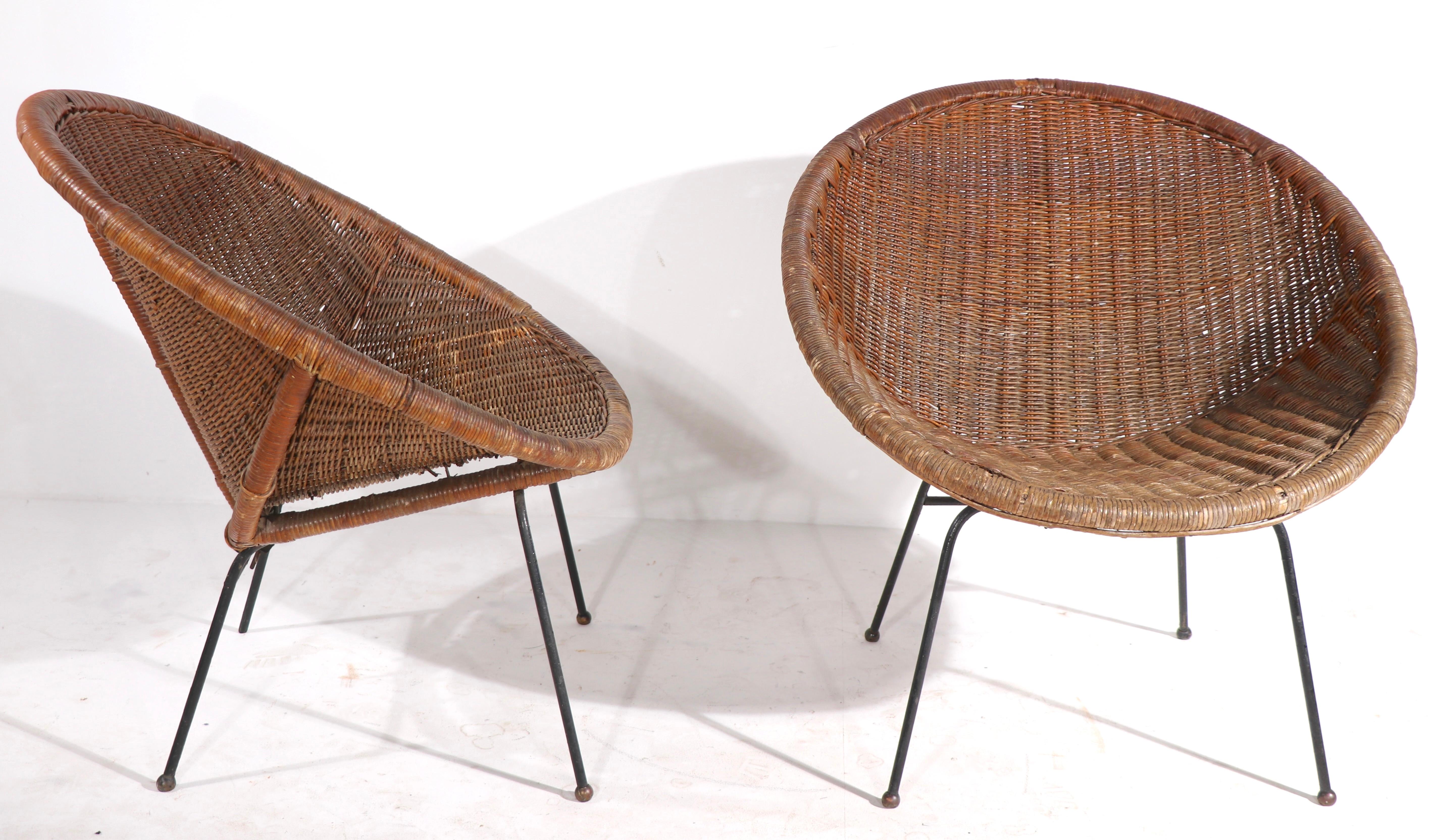 Pr. Mid Century Wicker Hoop Cone Style  Lounge Patio Sunroom Chairs In Good Condition In New York, NY