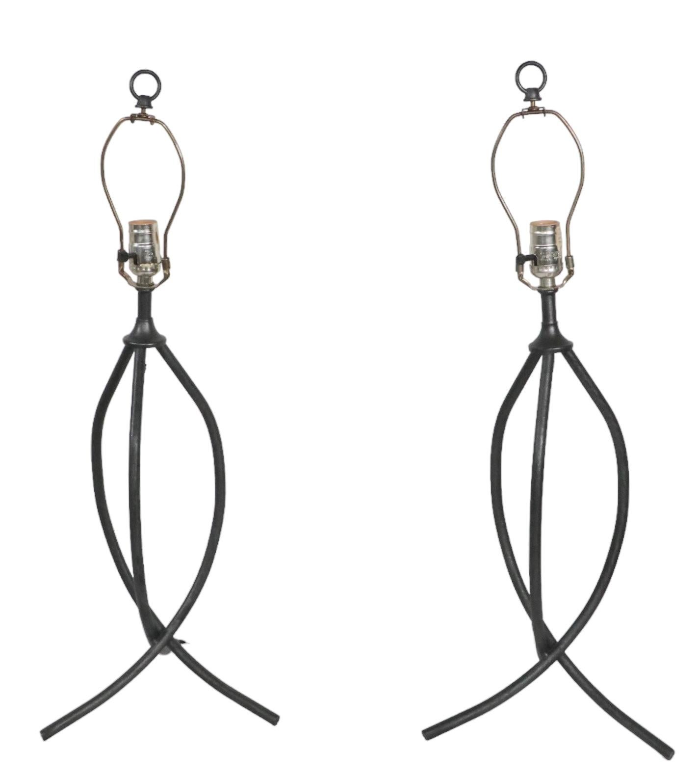 Pair Midcentury Wrought Iron Table Lamps, circa 1950s 3