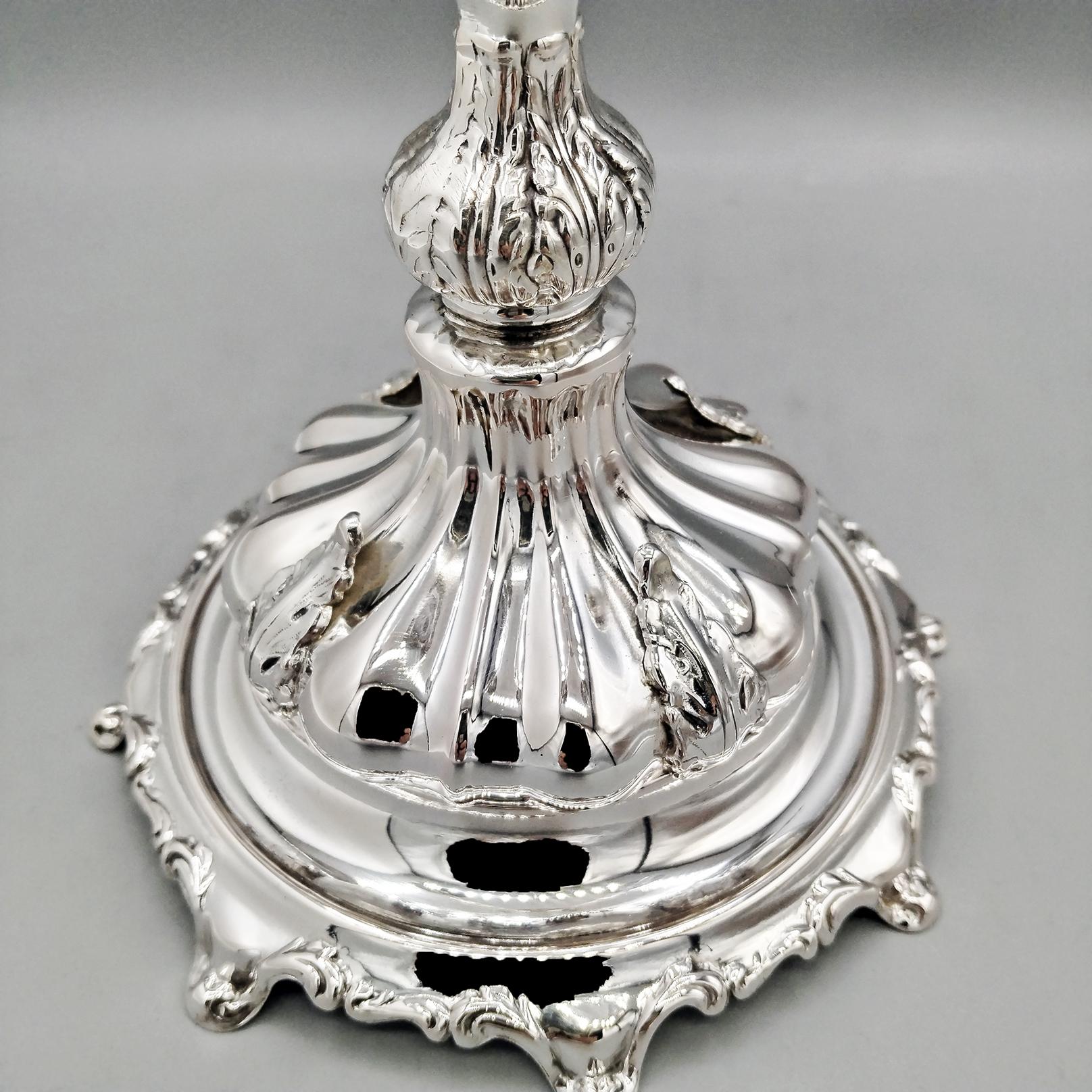 Pr. di candelabri a 5 luci in stile barocco italiano in vendita 2