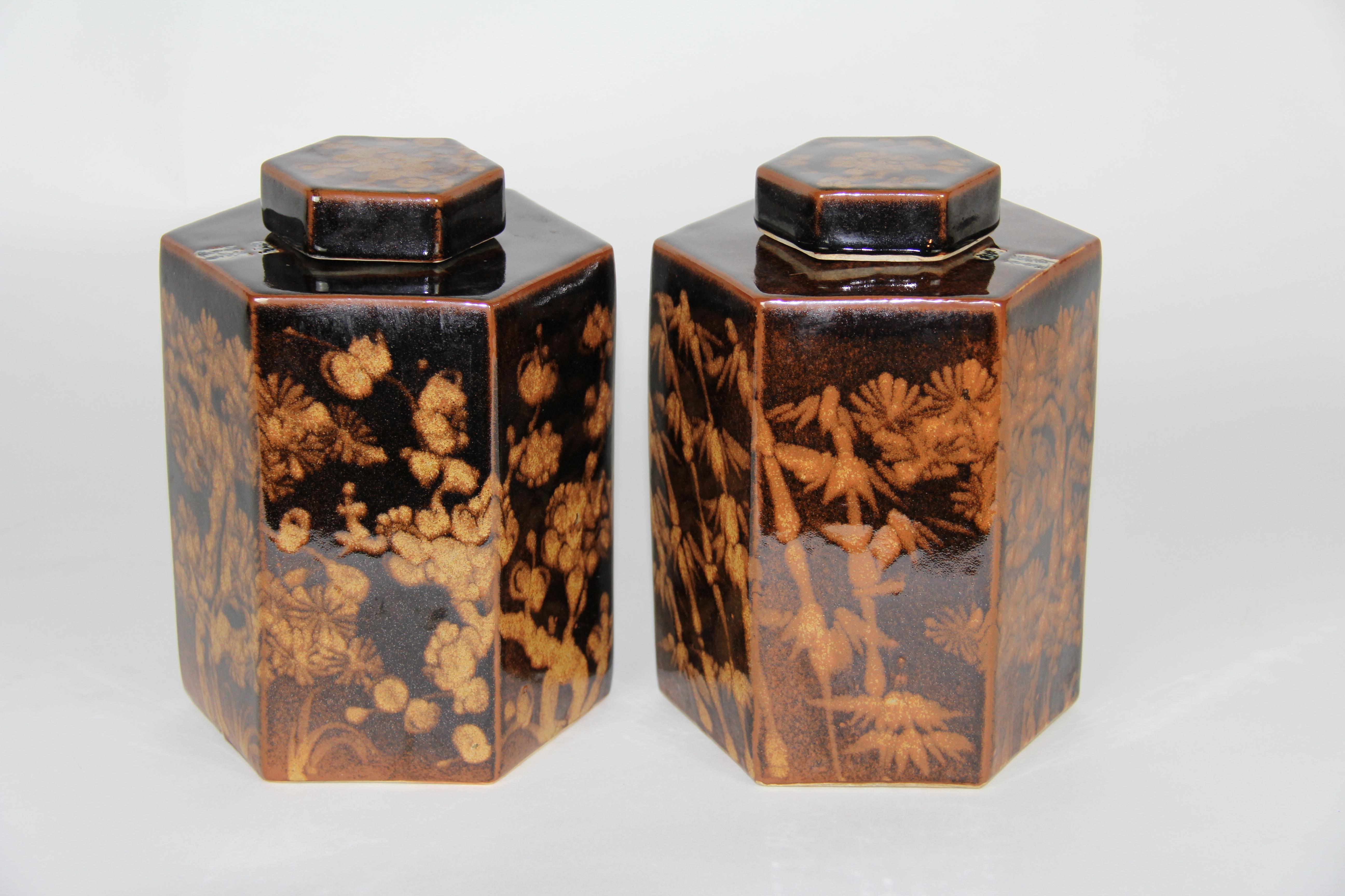 Chinese Pair of Hand Painted Porcelain Tea Caddies with Floral and Bamboo Motifs For Sale