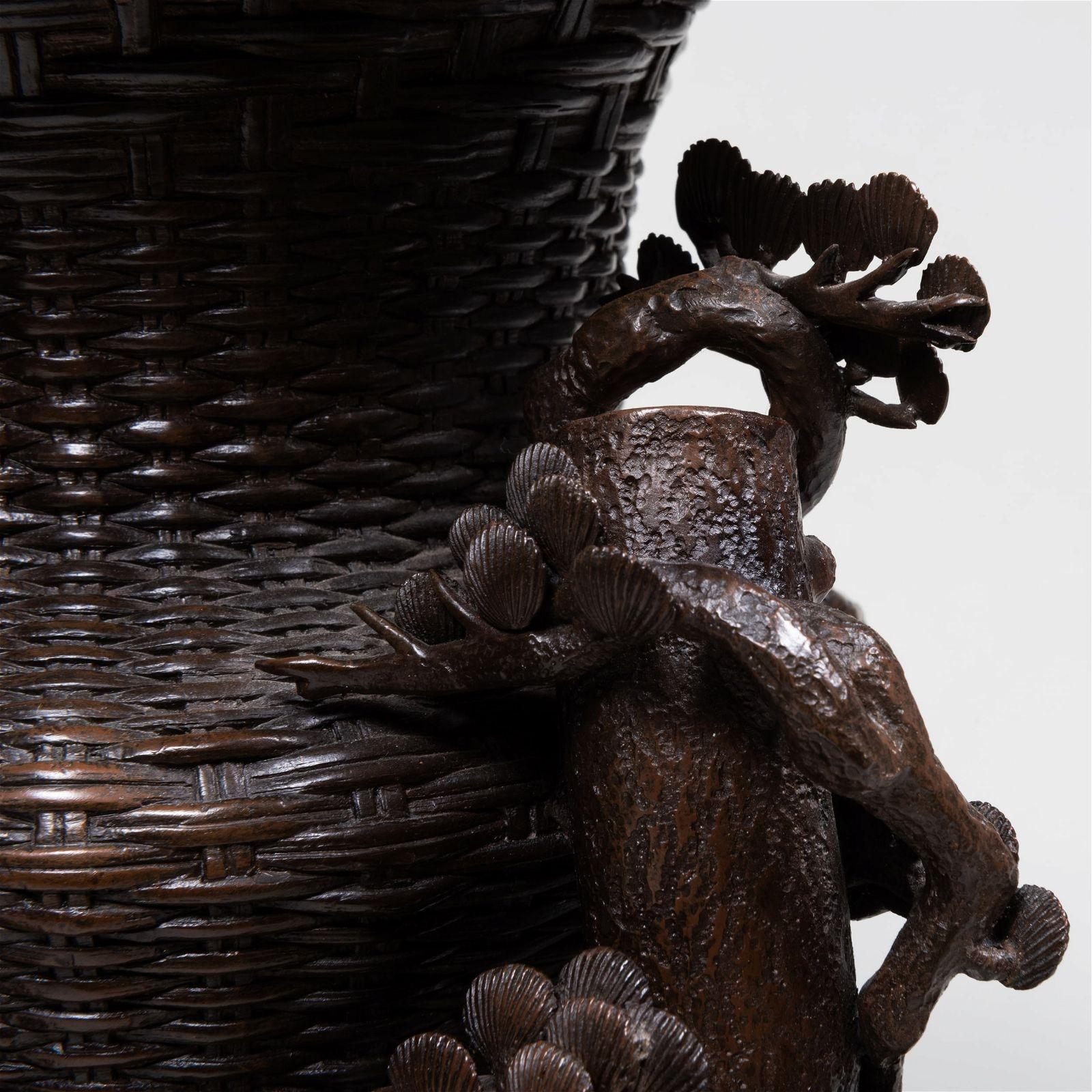pr of  finest quality Large 19th Century Meiji Japanese Basket-Form Bronze Vases For Sale 1