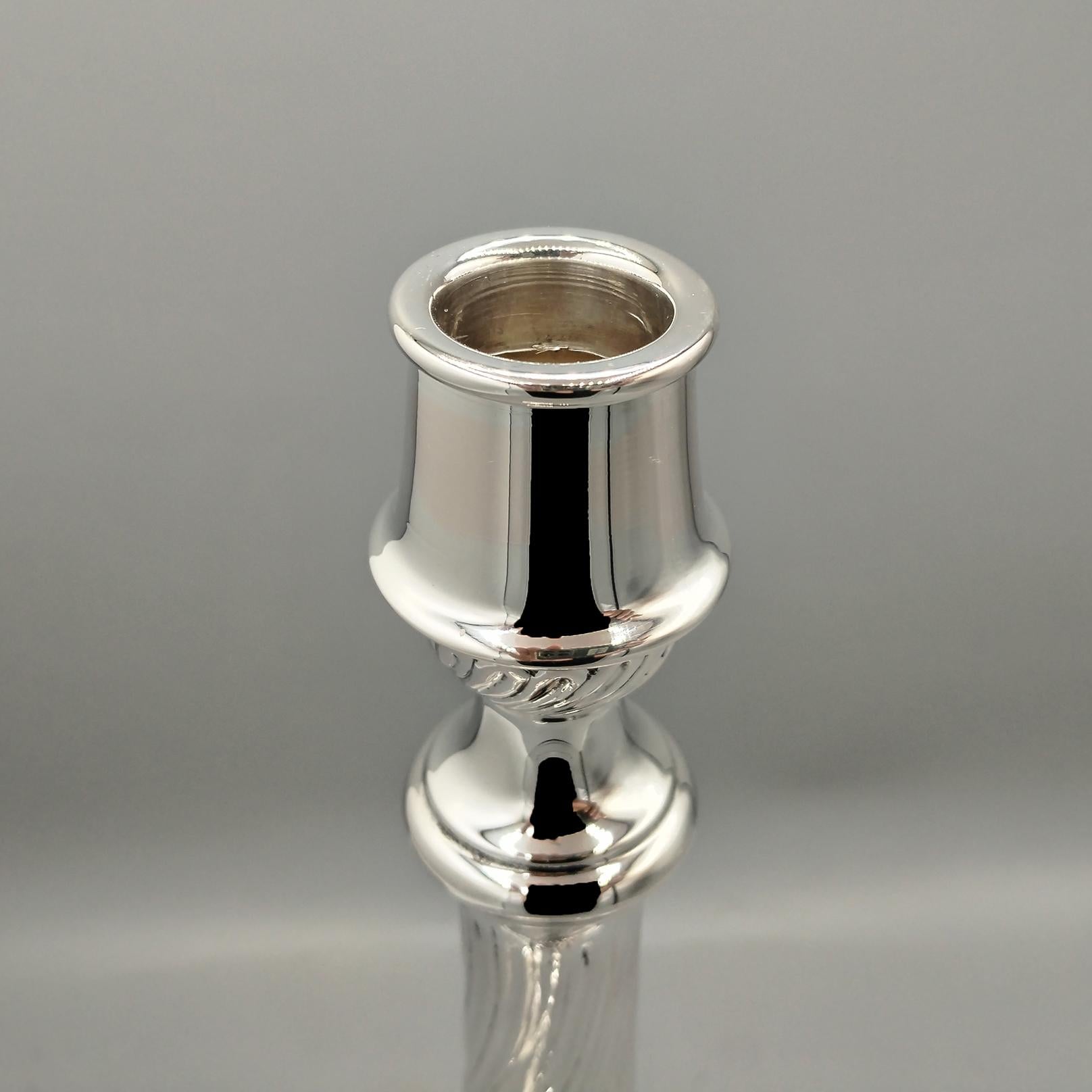 Confezione di candelabri italiani in argento sterling in vendita 6