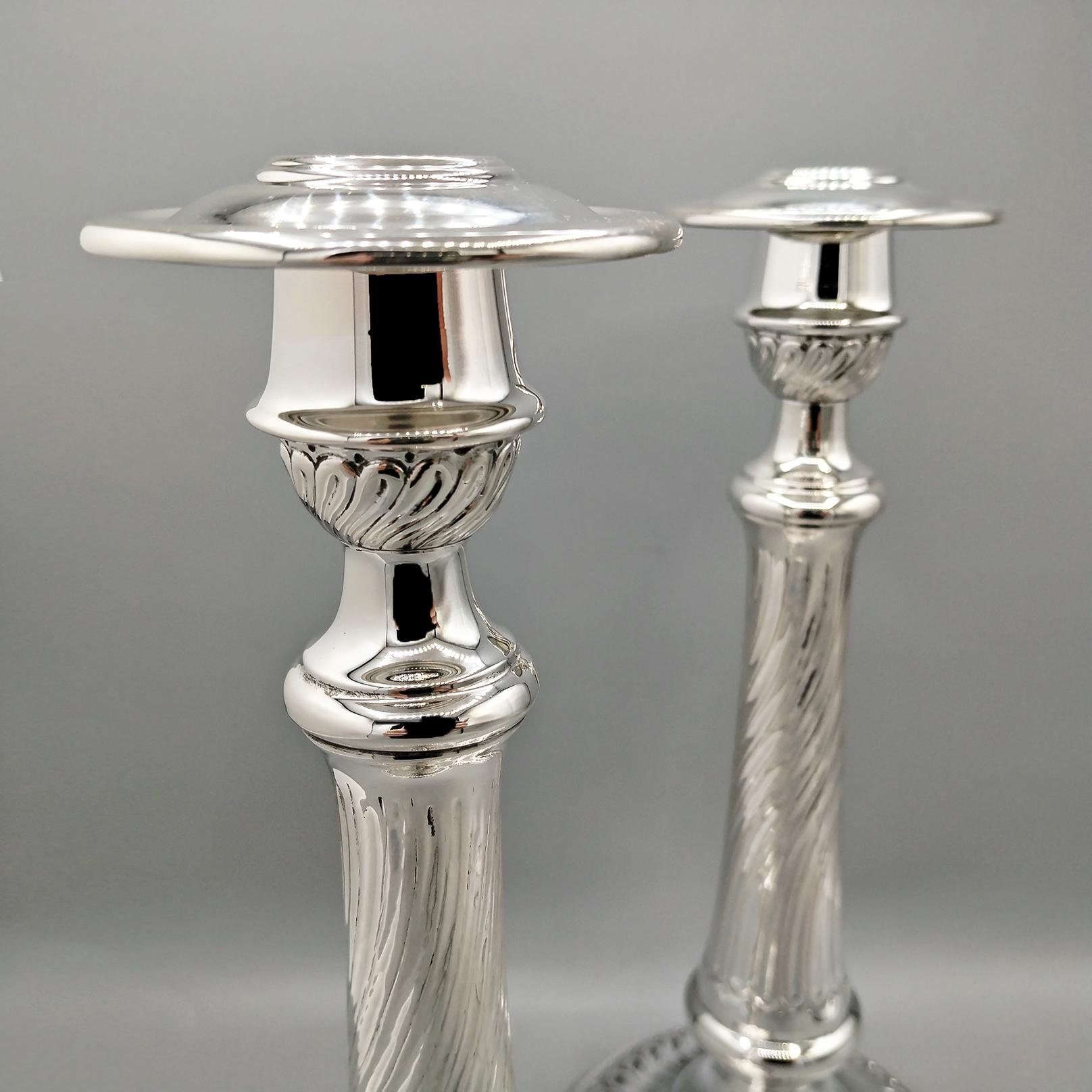 XXI secolo e contemporaneo Confezione di candelabri italiani in argento sterling in vendita