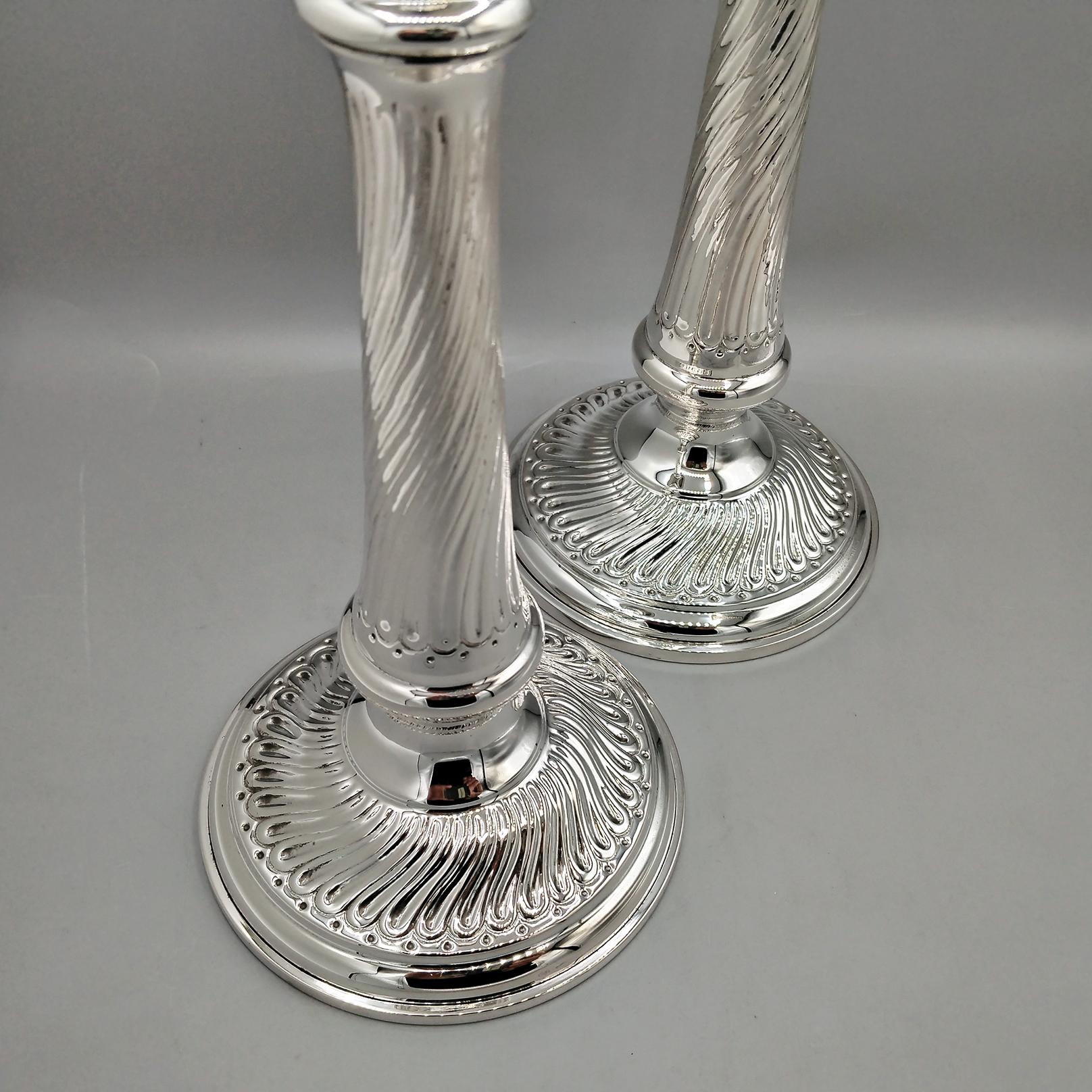 Confezione di candelabri italiani in argento sterling in vendita 1