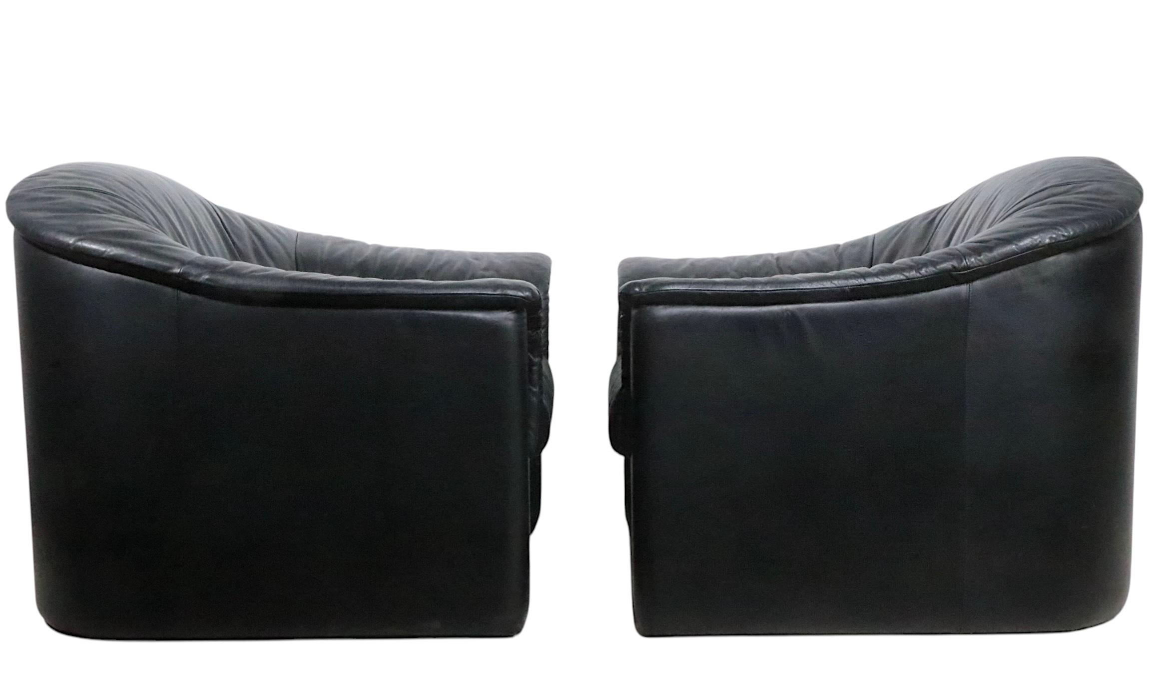 Pr. Oversize Black  Leather Club Chairs by Brayton International Collection 1991 For Sale 4