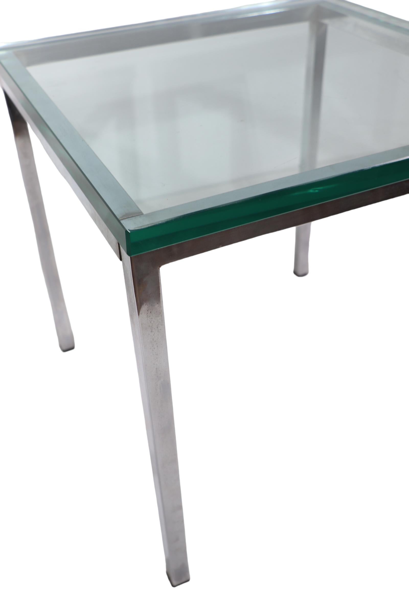 Pr Post Modern International Bauhaus Style Chrome and Glass End Chrome Tables For Sale 5