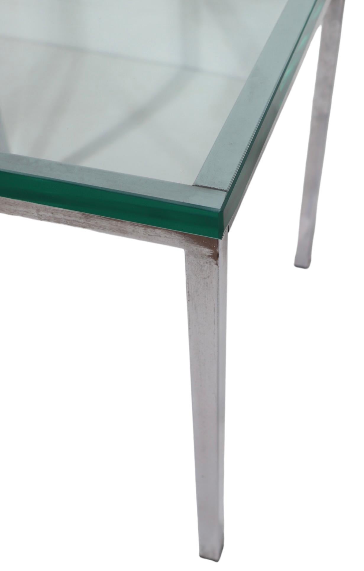 Pr Post Modern International Bauhaus Style Chrome and Glass End Chrome Tables For Sale 6