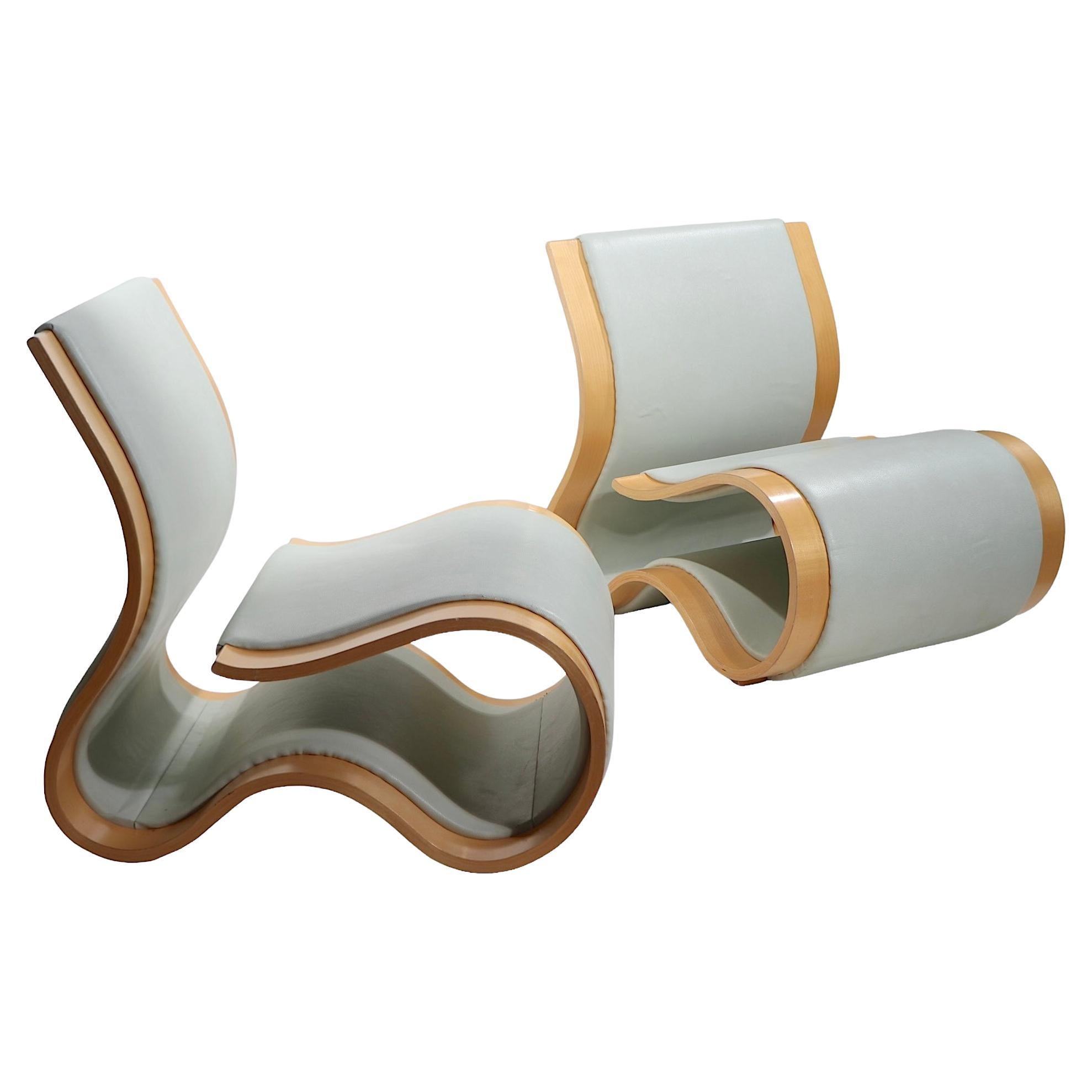 Pr. Postmodern Kurve Lounge Chairs by Karim Rashid for  Nienkamper c. 2000/2020