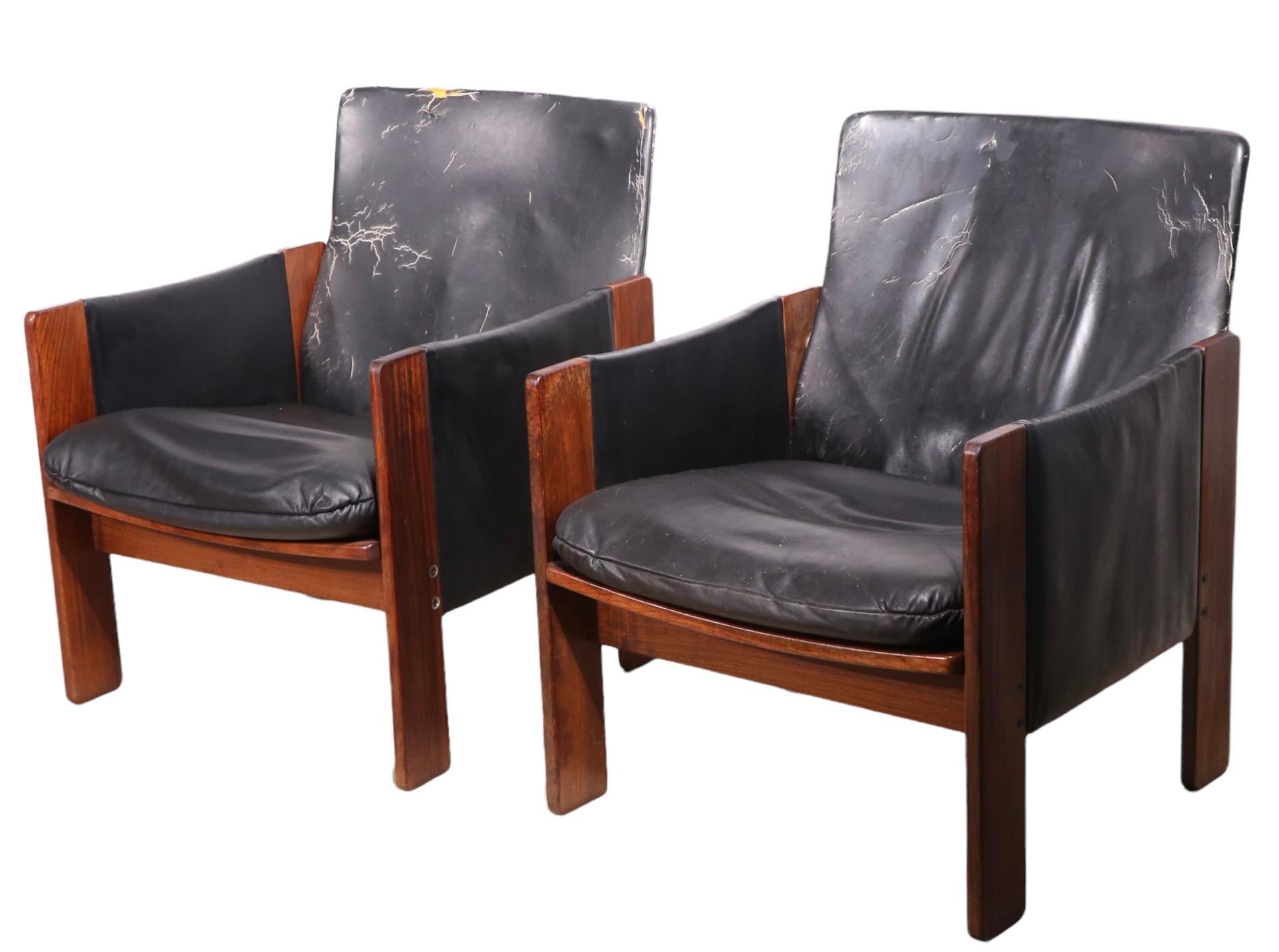 Pr. Rosewood and Leather Lounge Arm Chairs by Tobia Scarpa for Cassina For Sale 14
