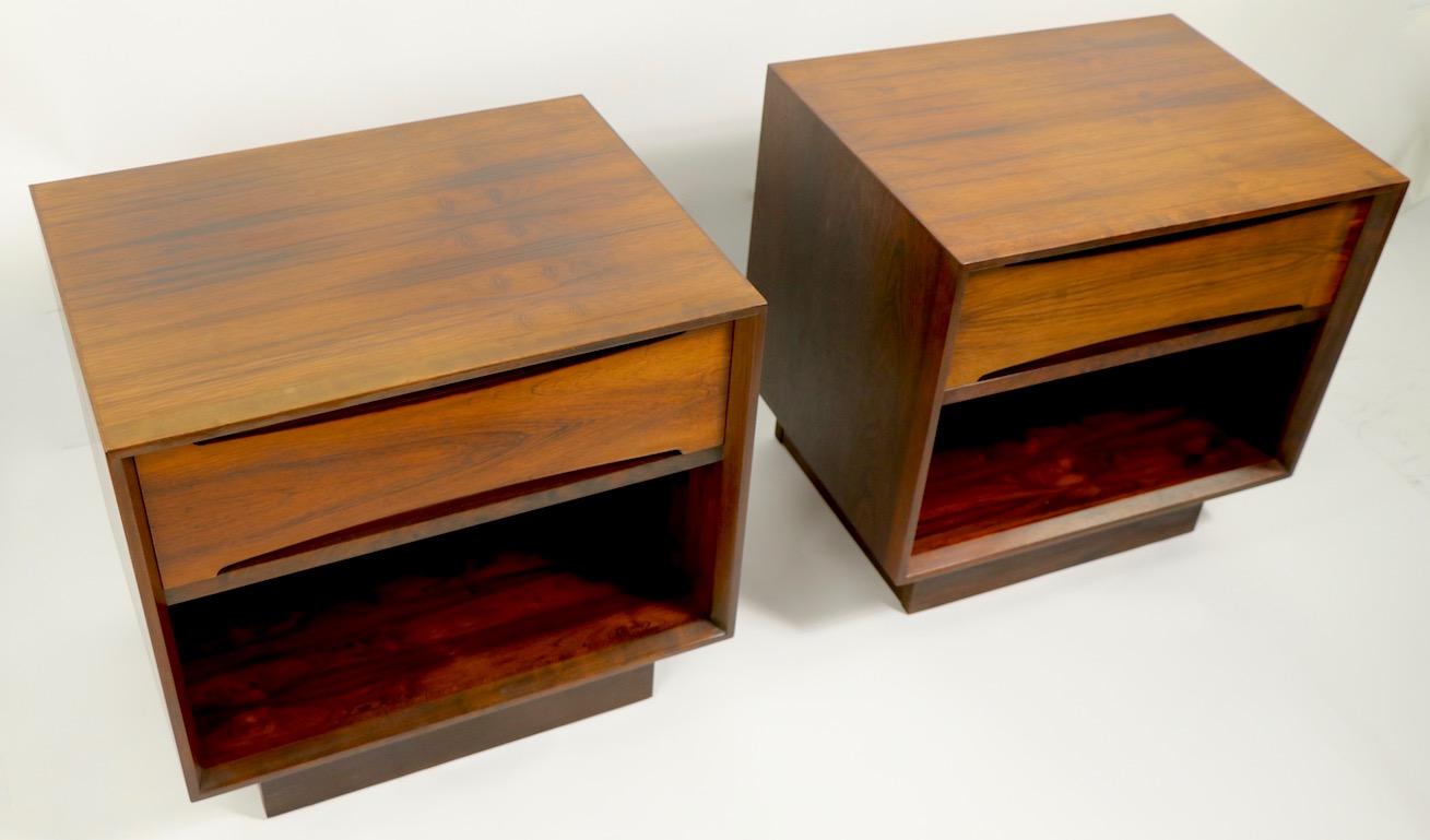 Scandinavian Modern Pair of Rosewood Danish Modern Nightstands by Dyrlund